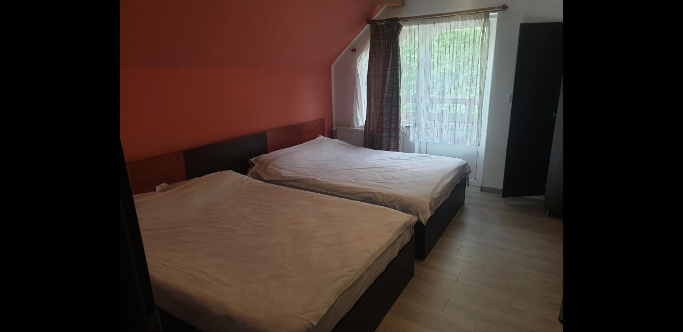 Quadruple Room with Balcony - Photo 2
