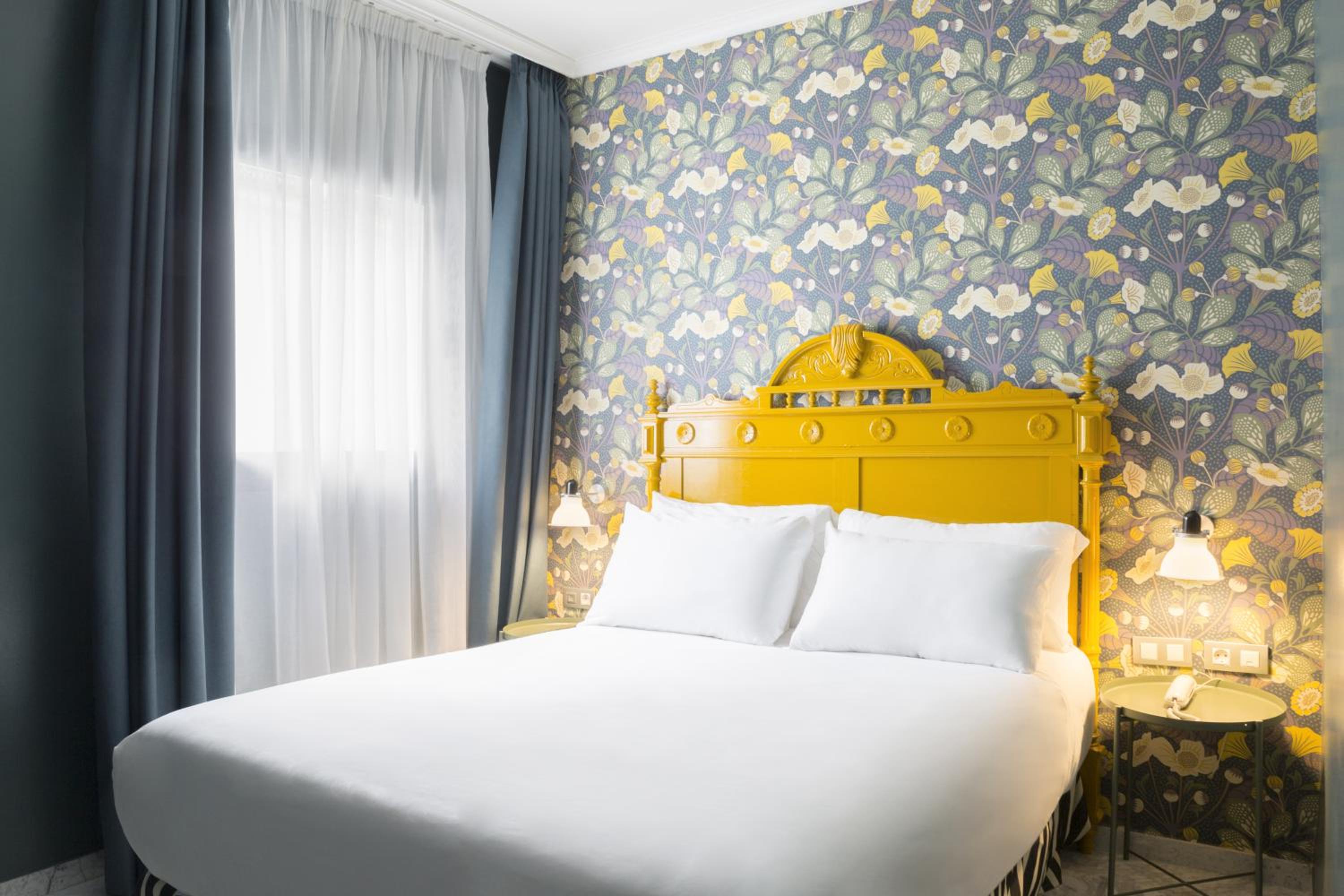 Double Room - Photo 5