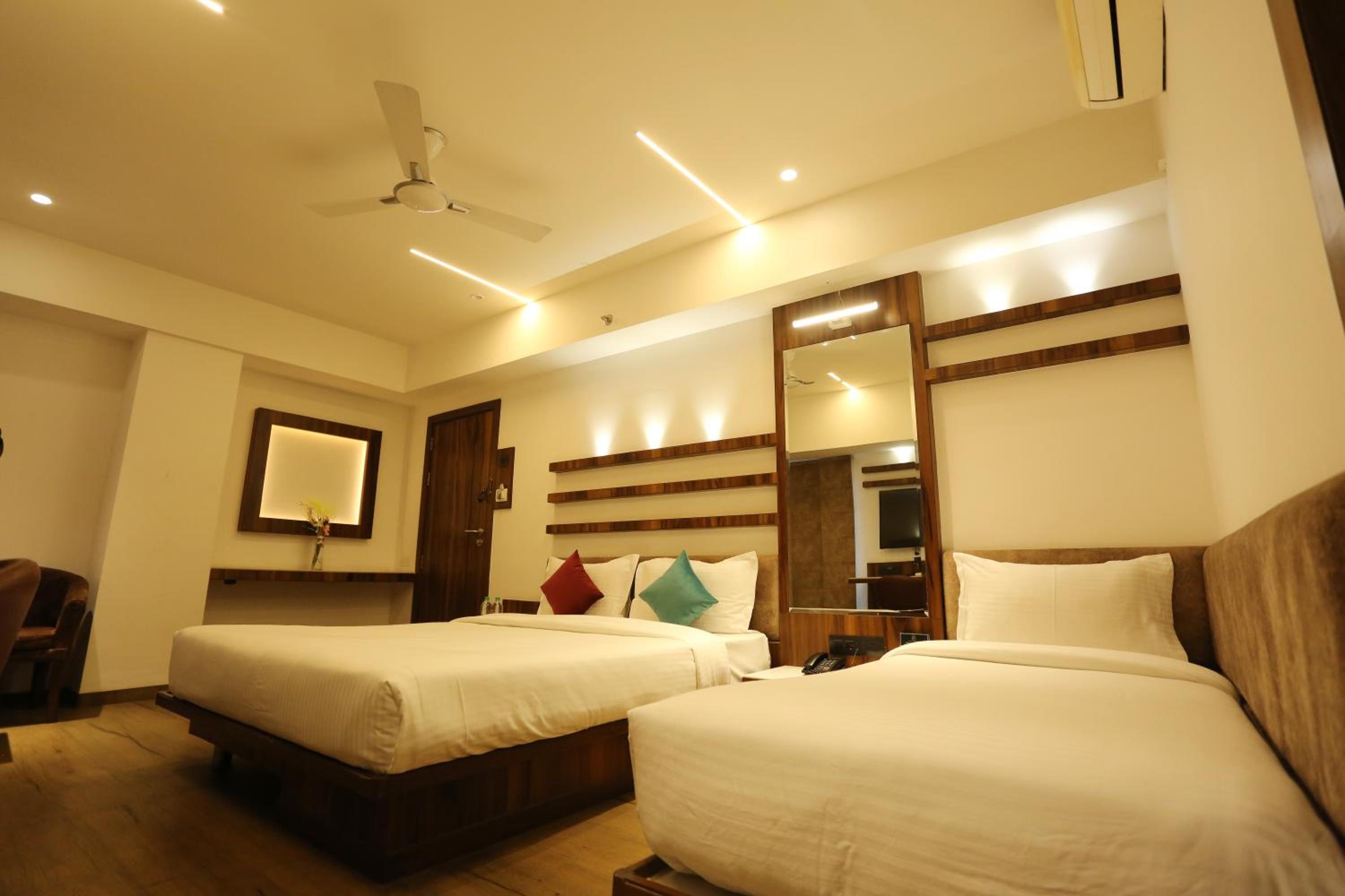 Superior Double Room - Photo 8