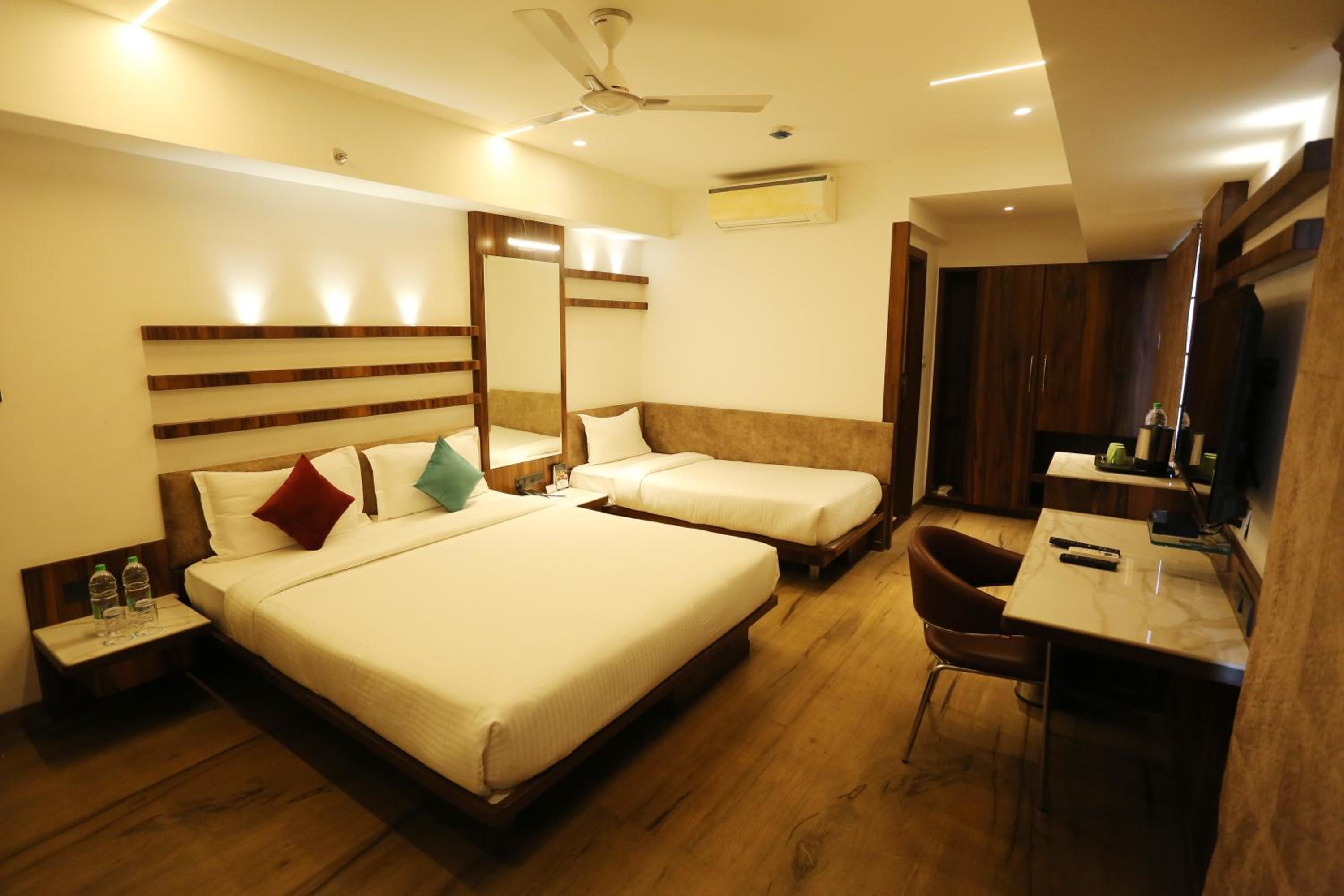 Executive Triple Room - Photo 3