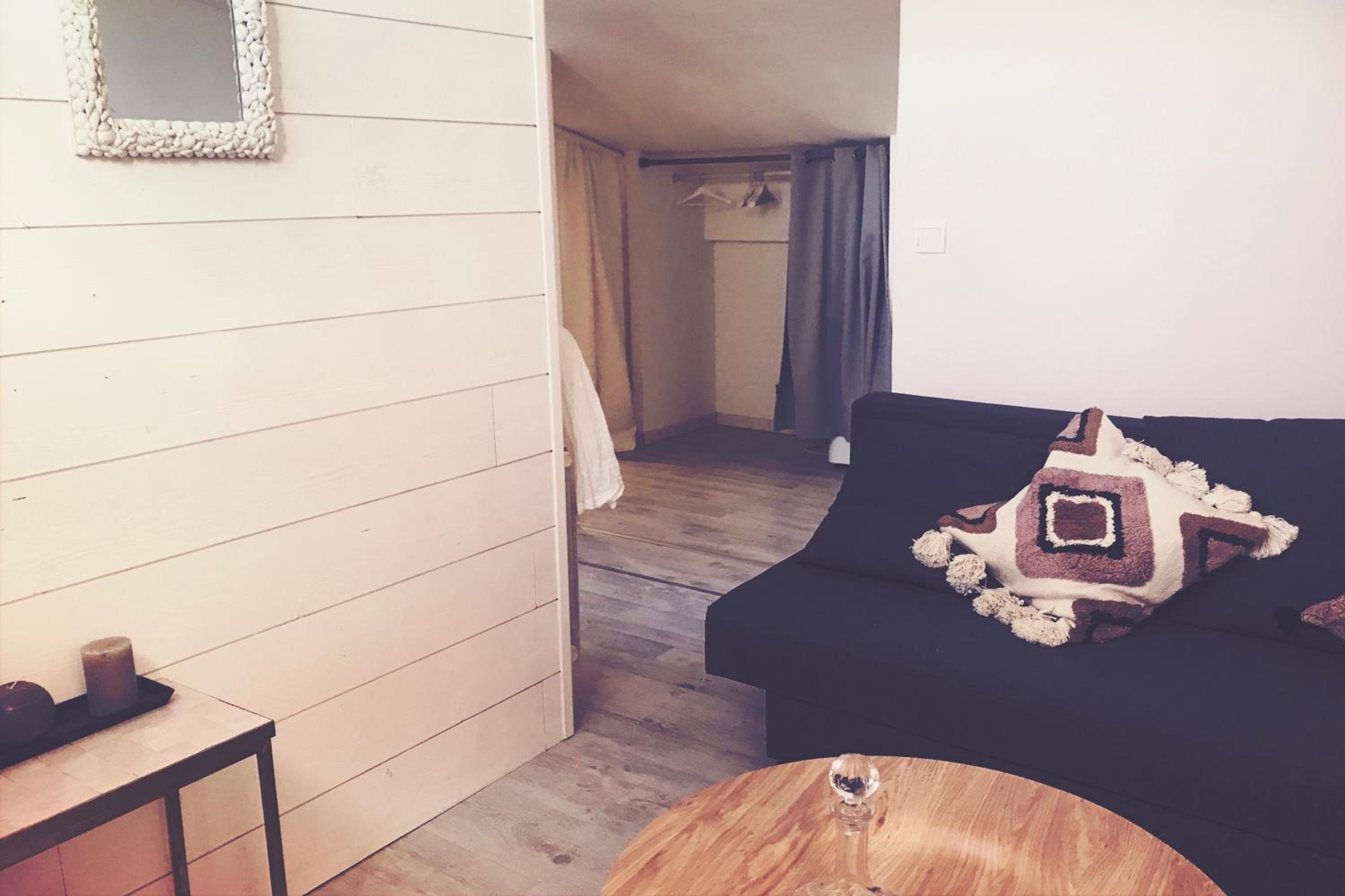Standard Apartment - Photo 6