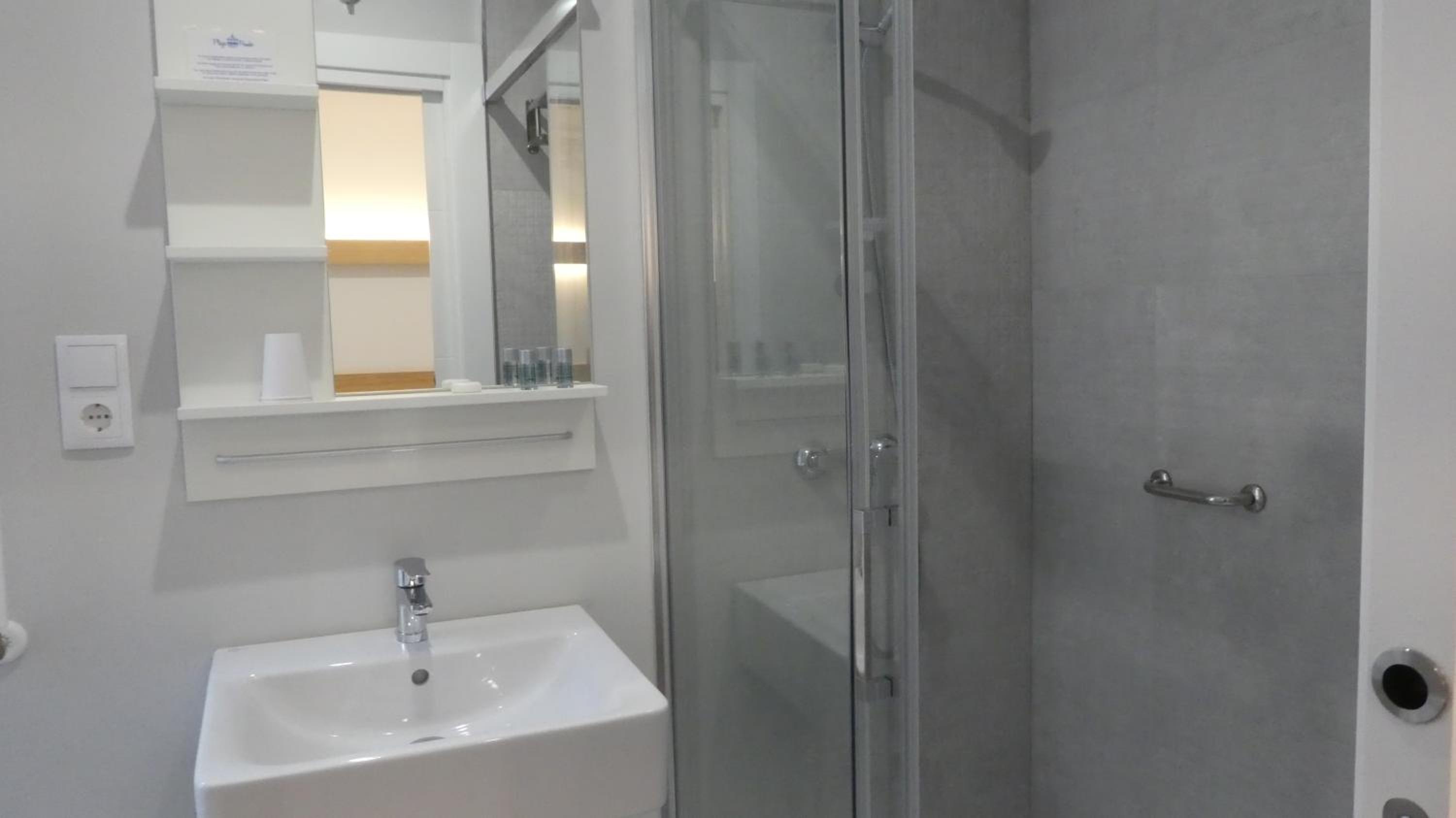 Single Room photo 3