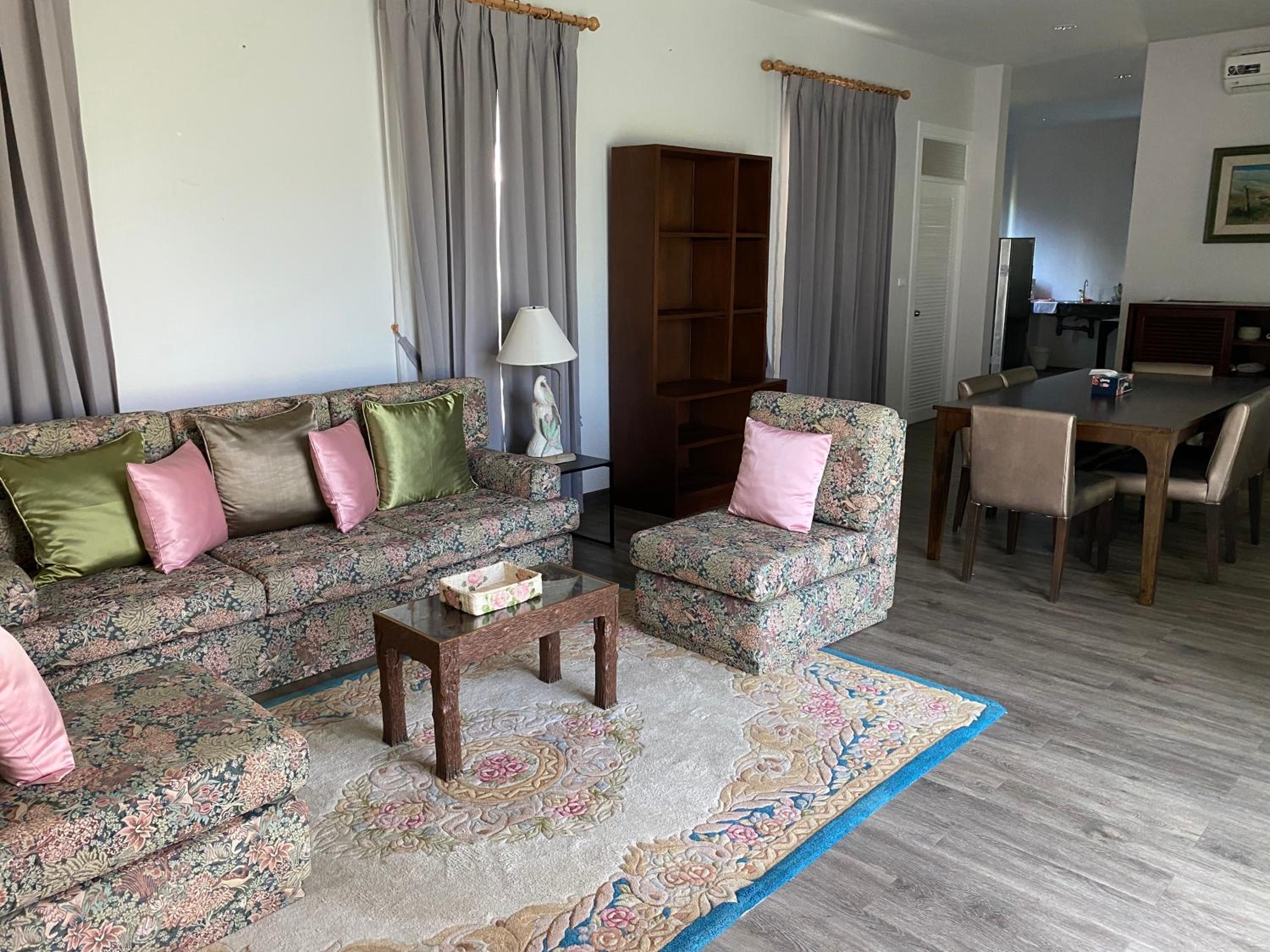 Two-Bedroom House - Photo 26