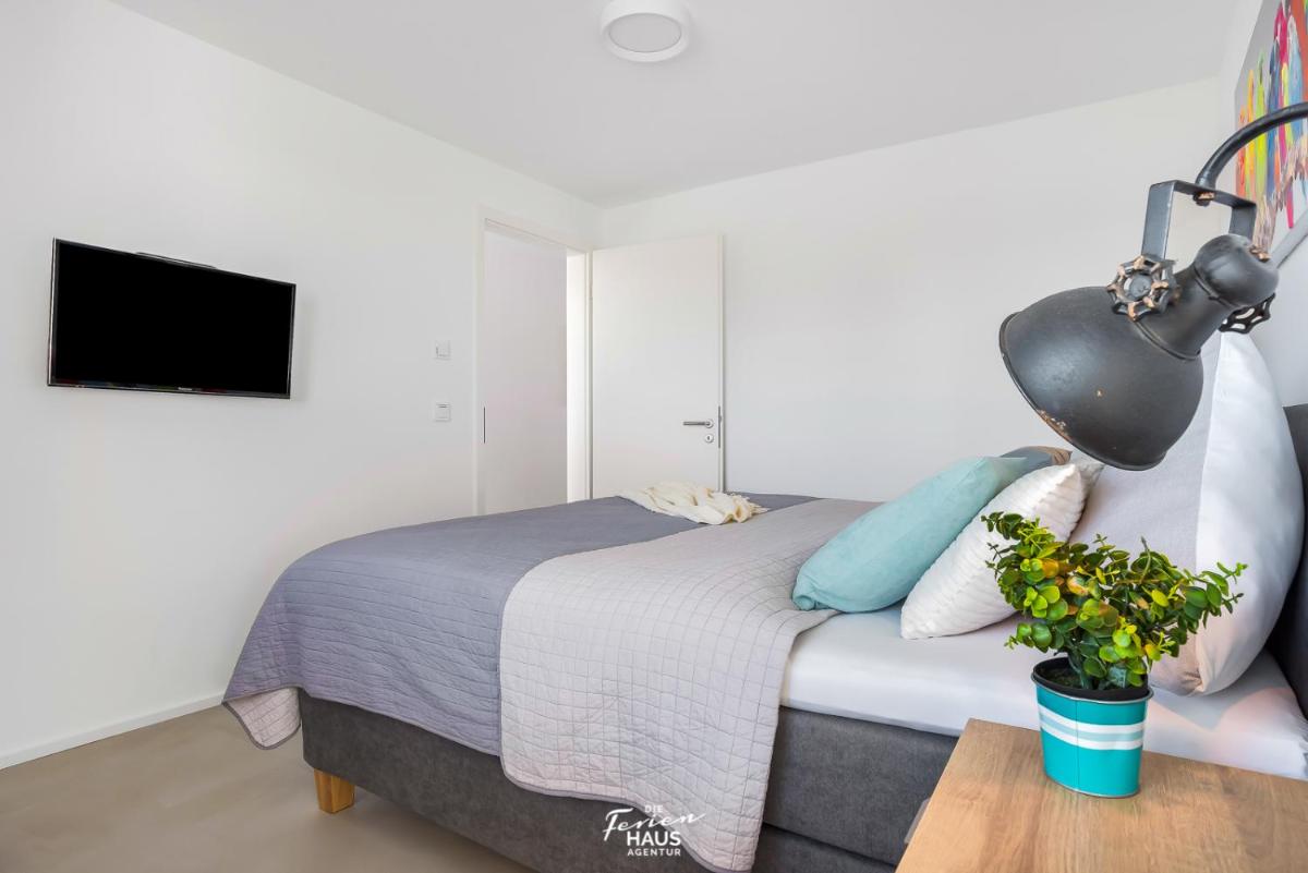 Apartment with Sea View photo 3
