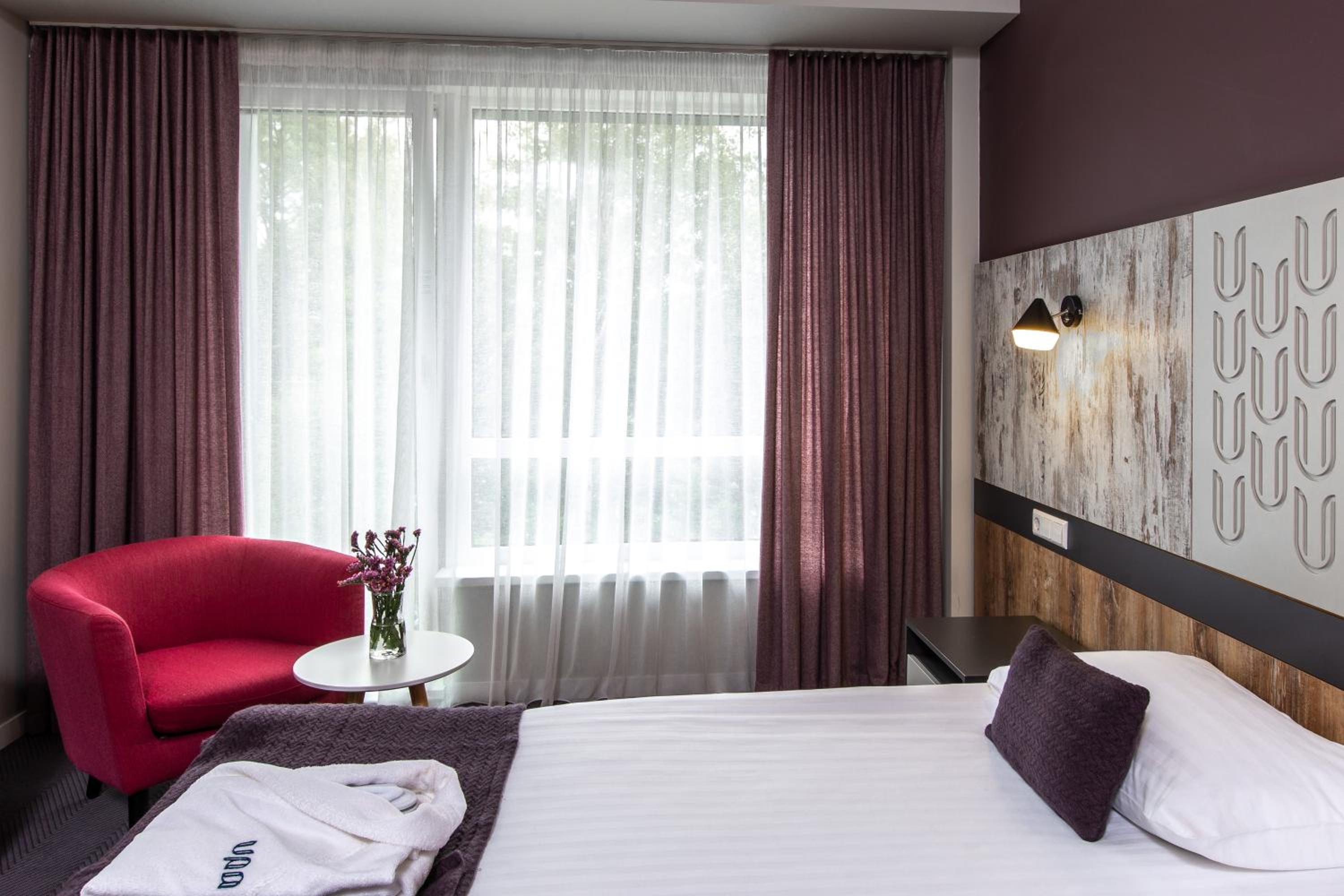 Standard Double Room with Spa Access  - Photo 17