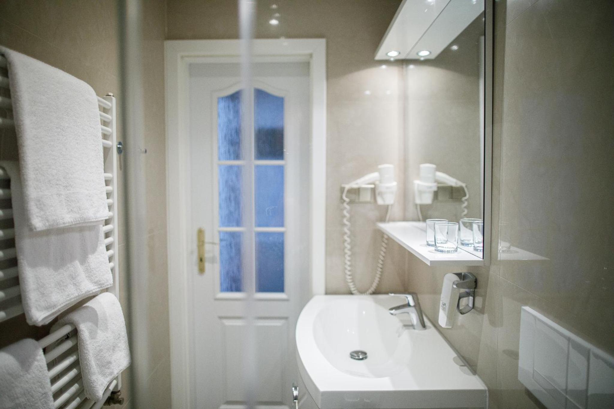 Superior Double Room with Terrace - Photo 20