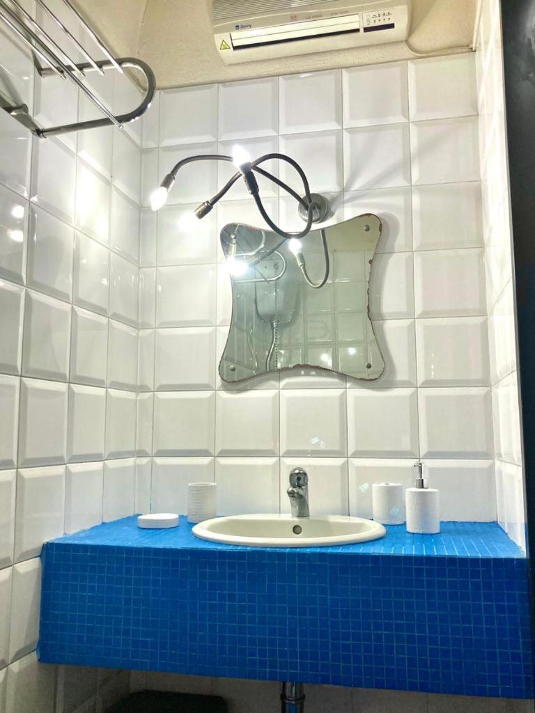One-Bedroom Apartment - Photo 8