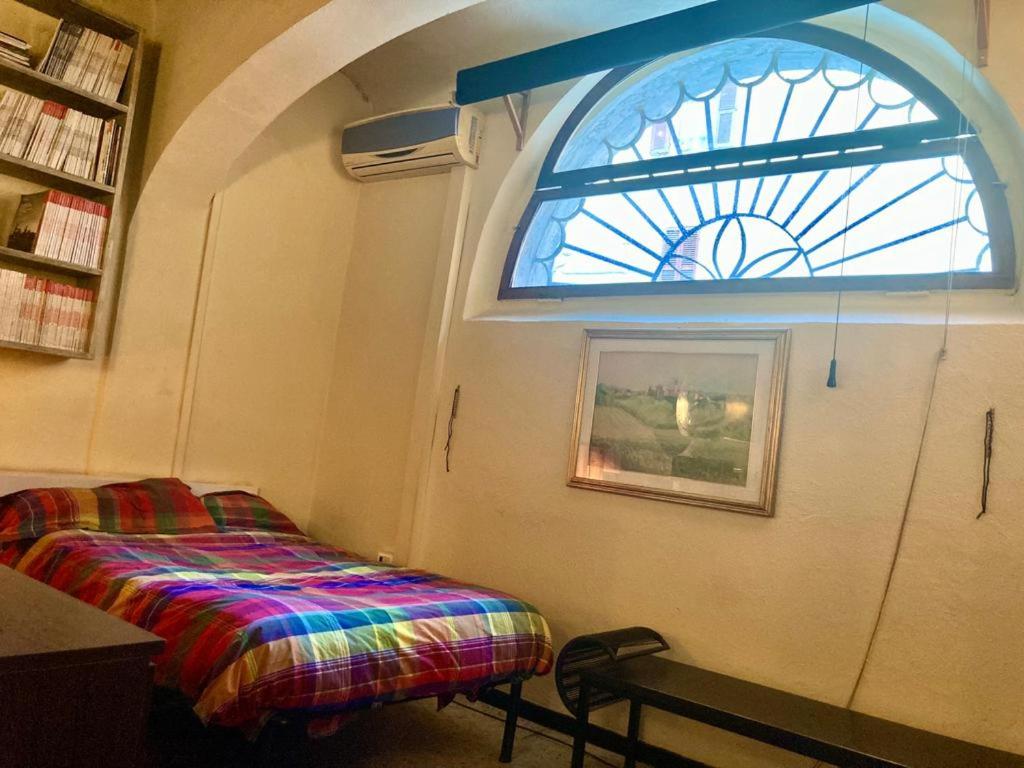 One-Bedroom Apartment - Photo 7