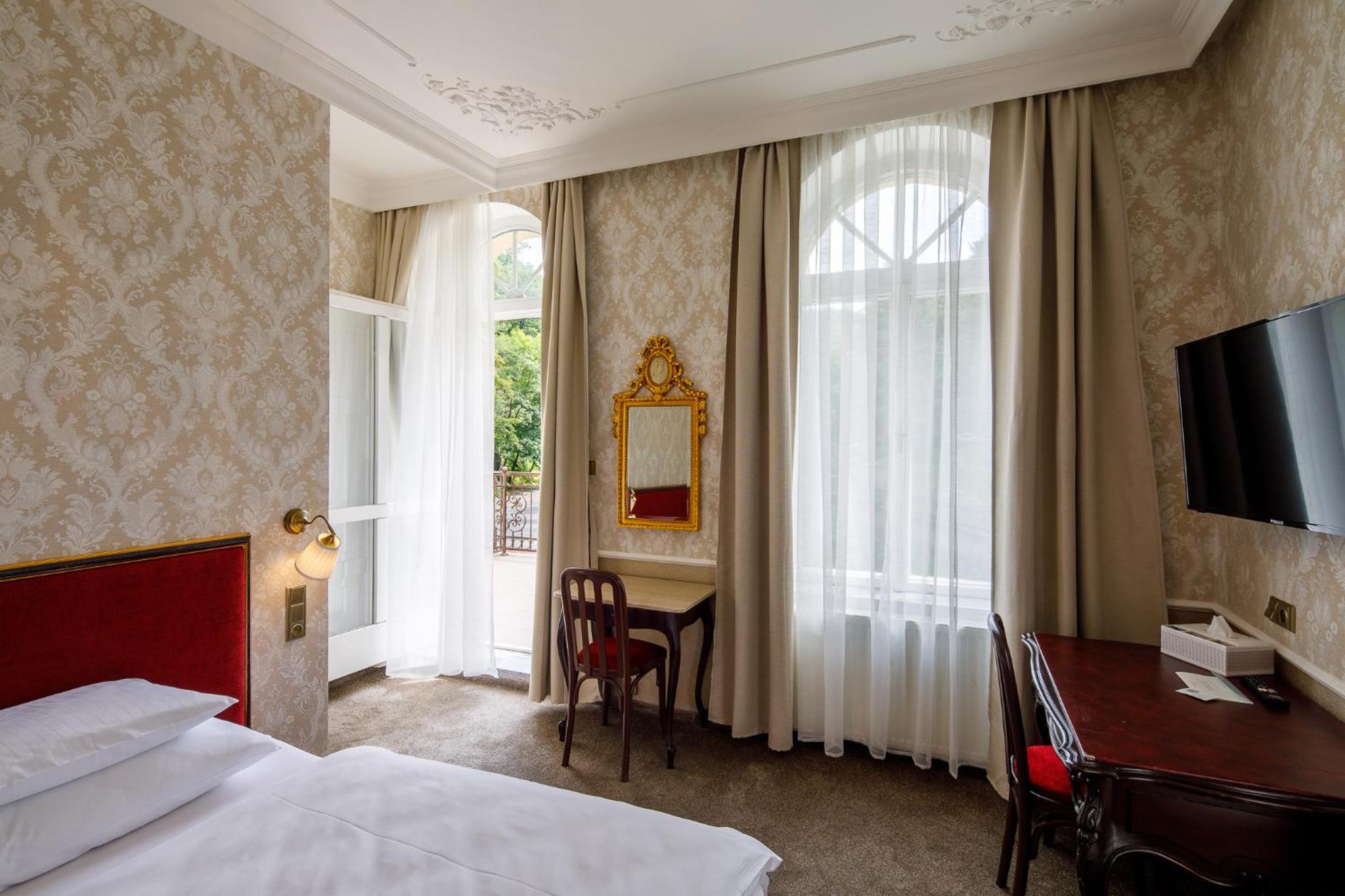 Superior Double Room with Terrace - Photo 25