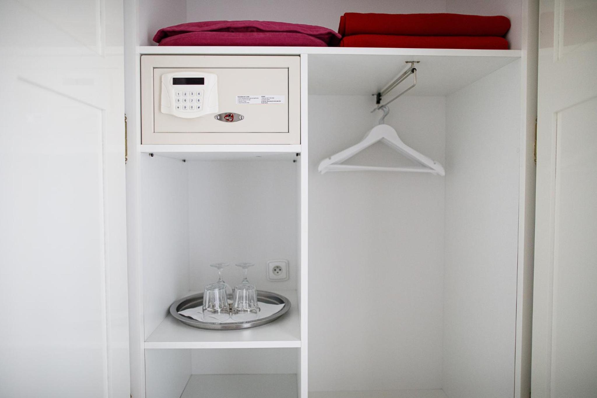 Superior Double Room with Terrace - Photo 5