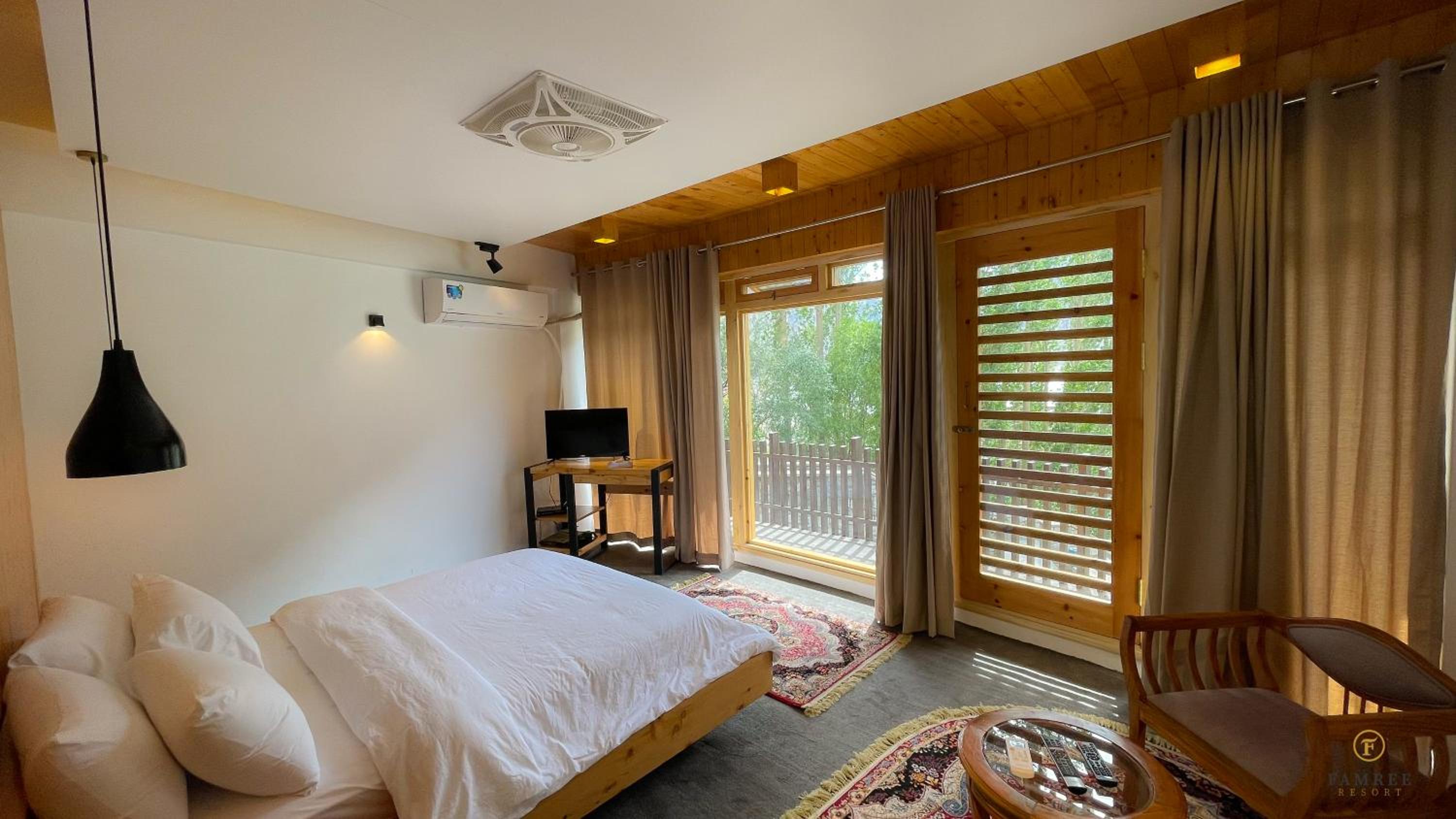 Executive Triple Room