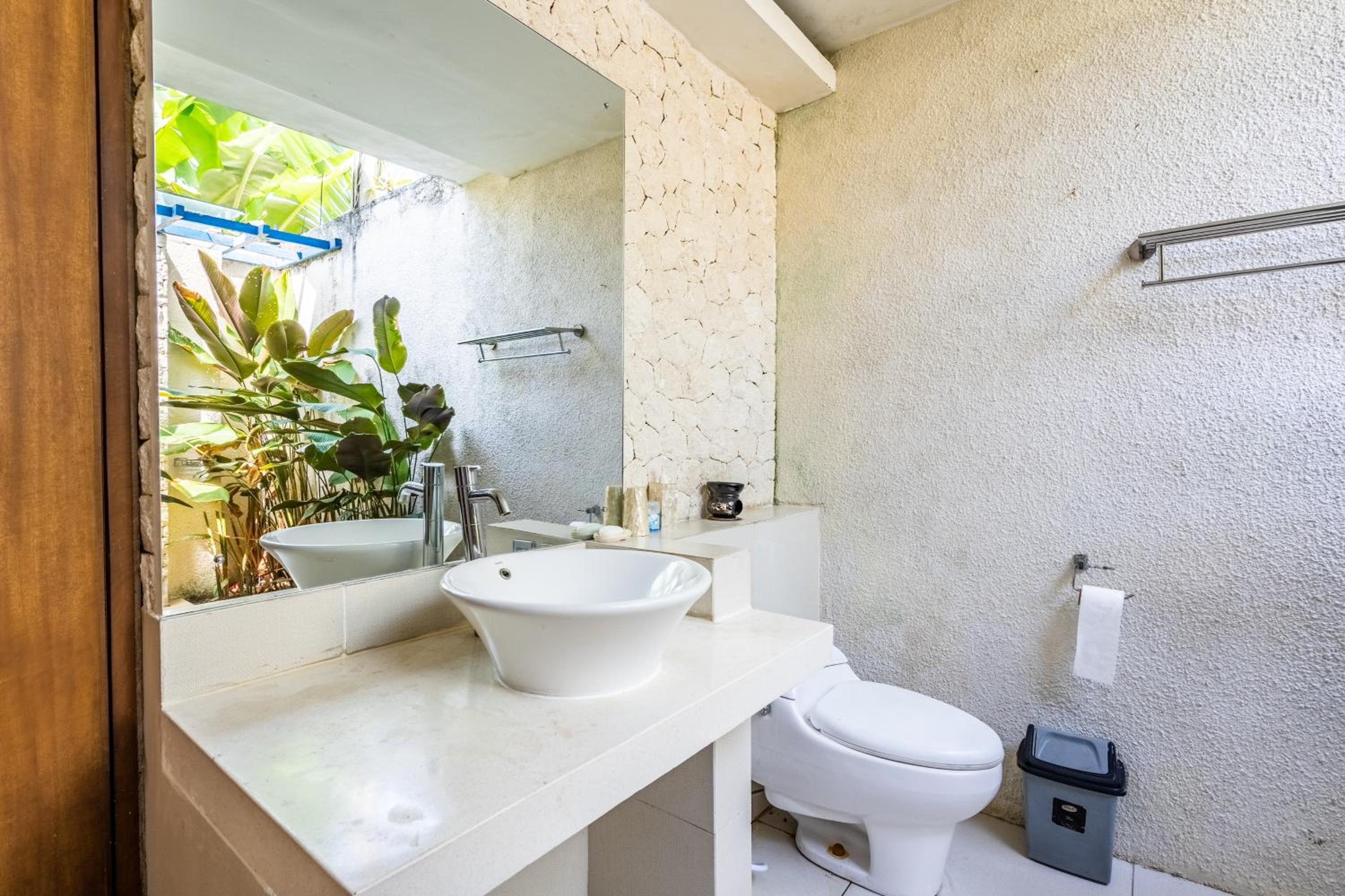 Three-Bedroom Villa - Photo 15