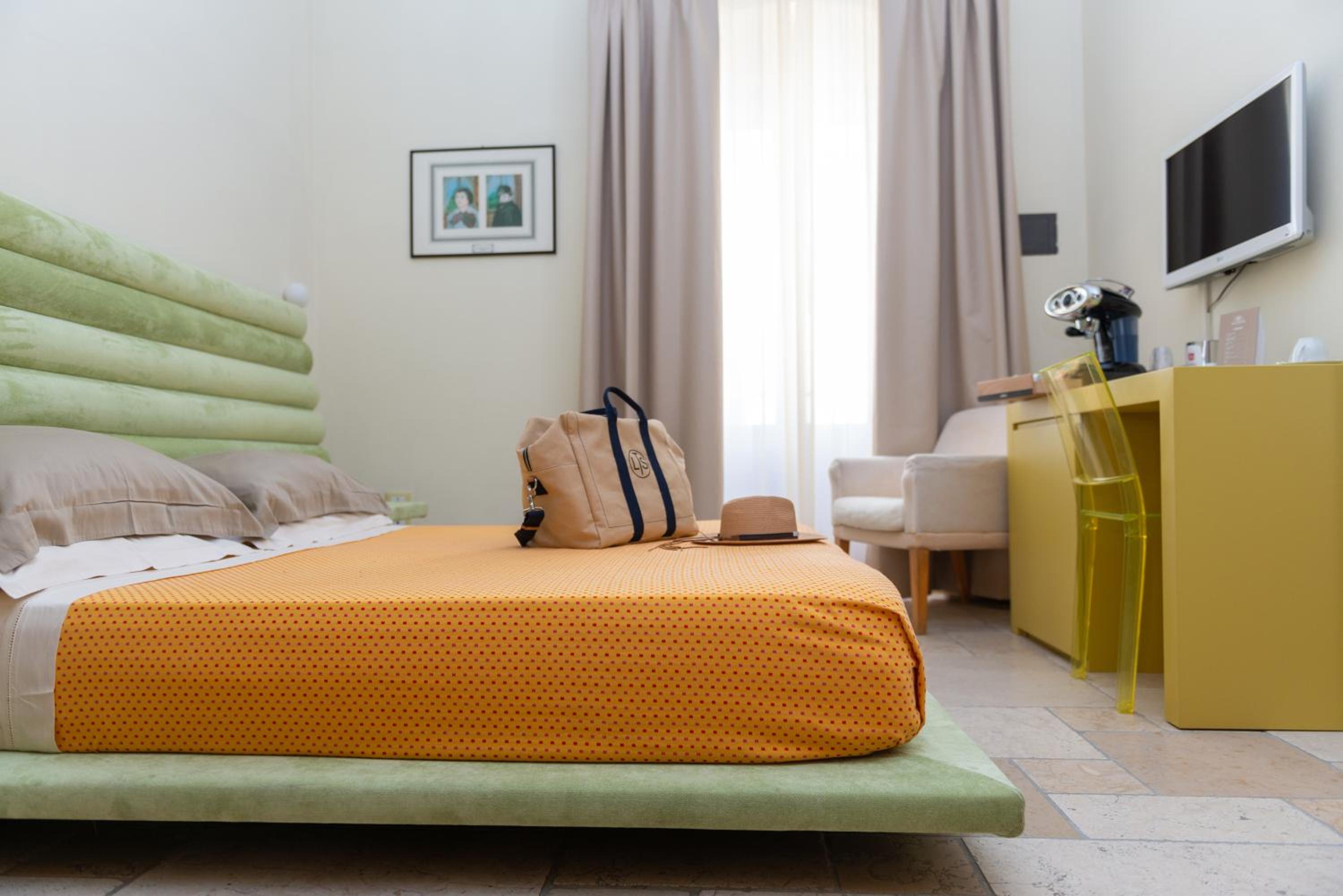 Deluxe Double Room photo 2