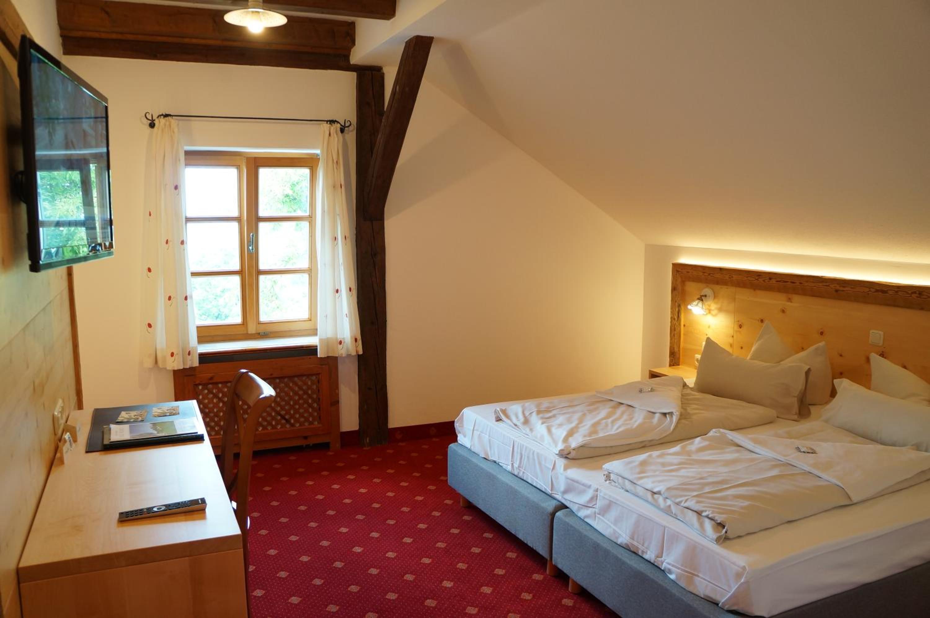 Suite - Photo 4