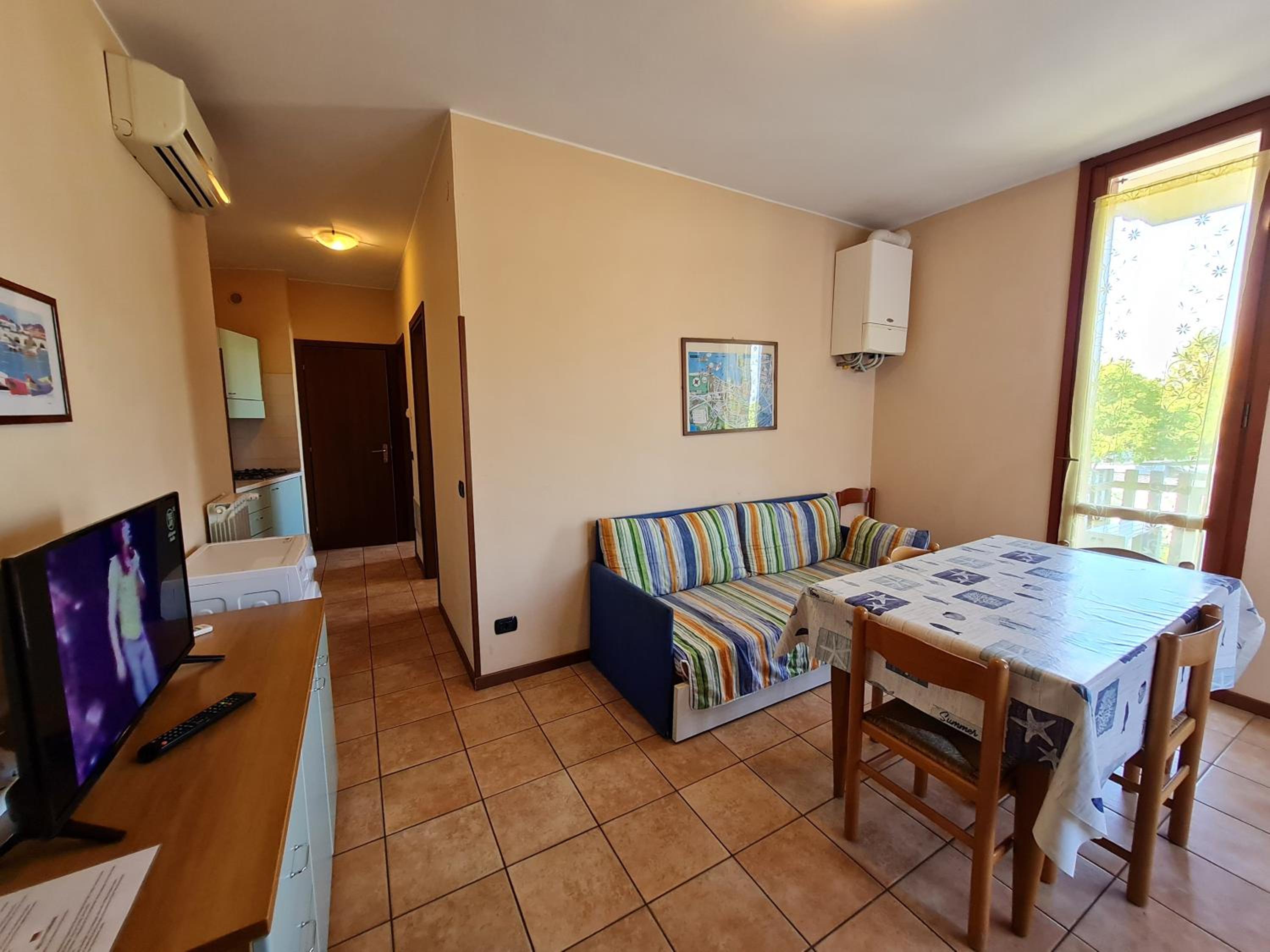 Two-Bedroom Deluxe Apartment with Balcony photo 1