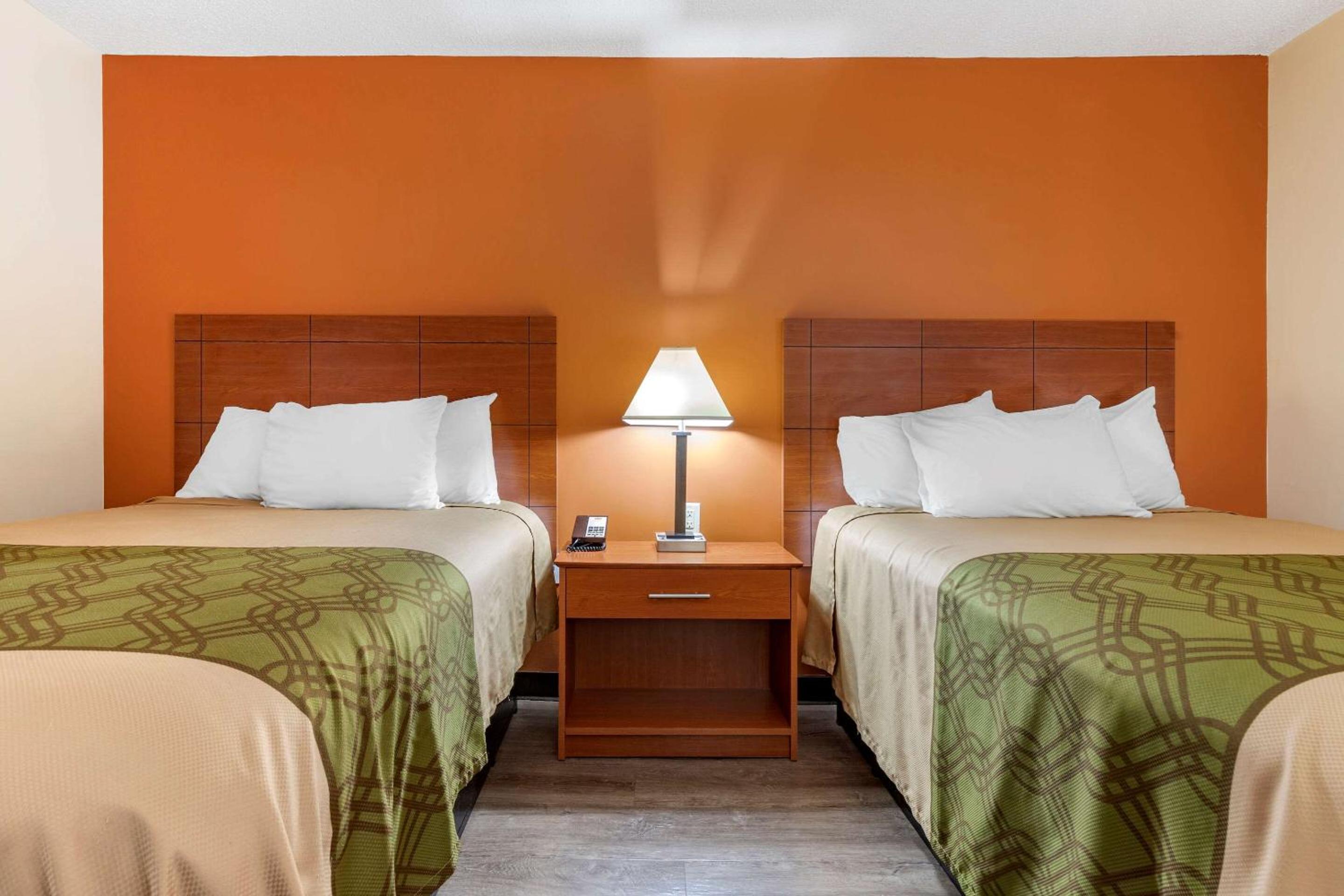 Double Room with Two Double Beds - Non-Smoking - Photo 1