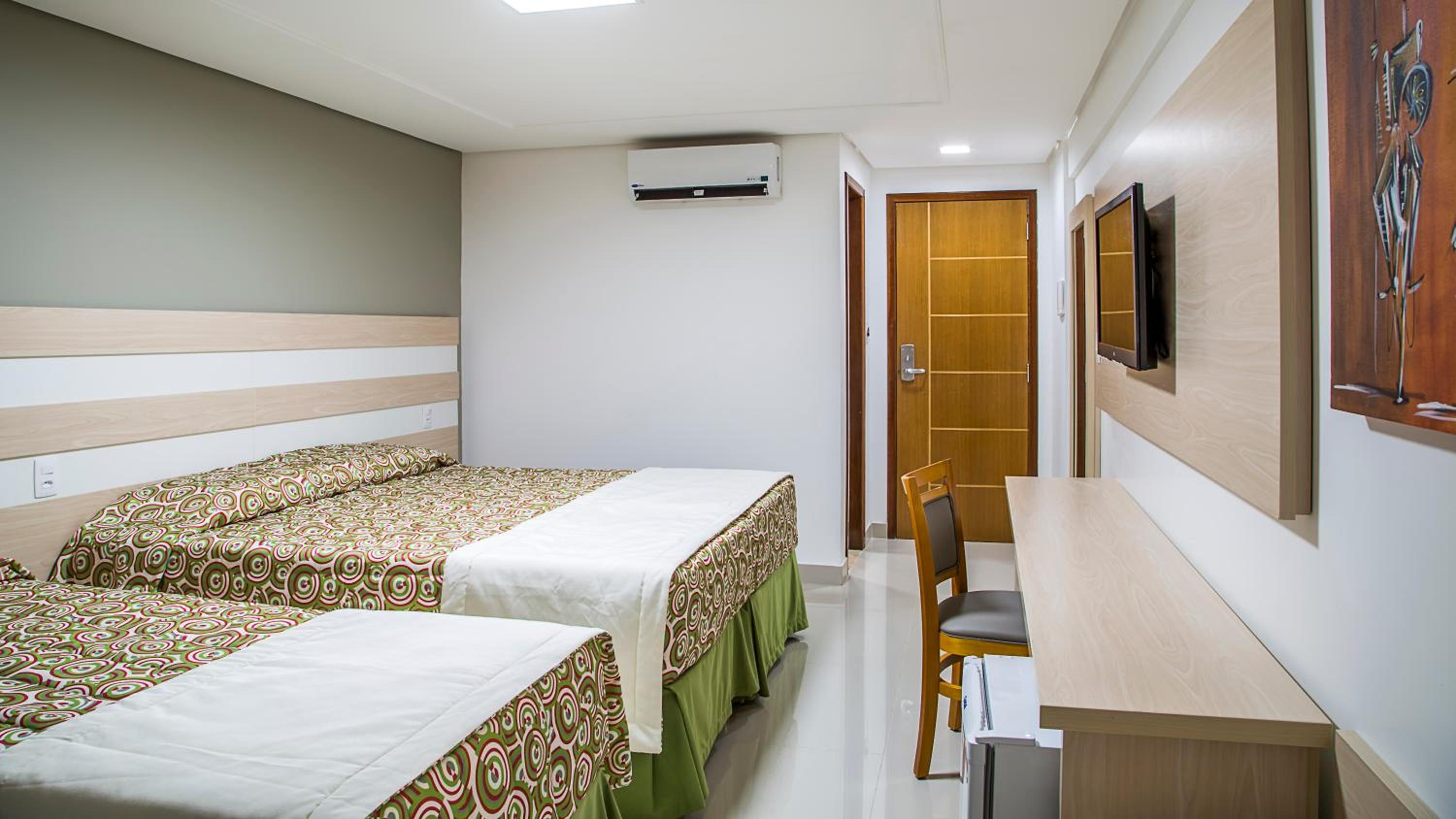 Triple Room with Balcony - Photo 1