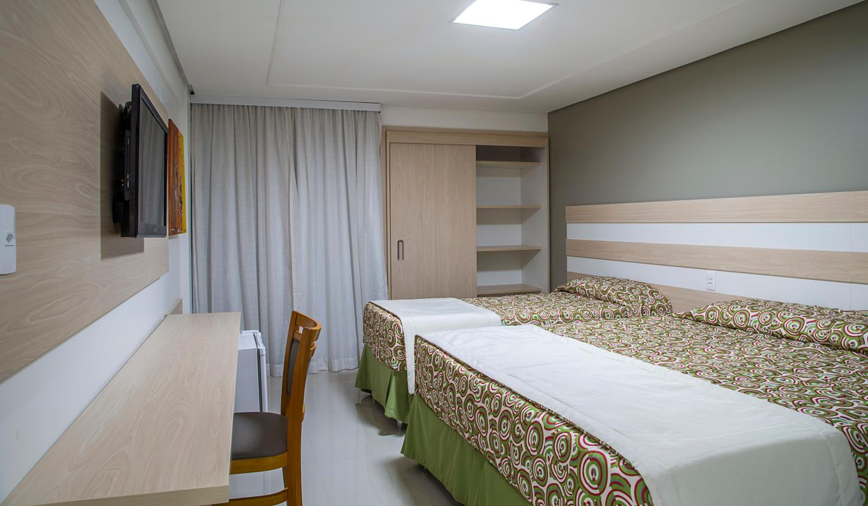 Triple Room with Balcony - Photo 8