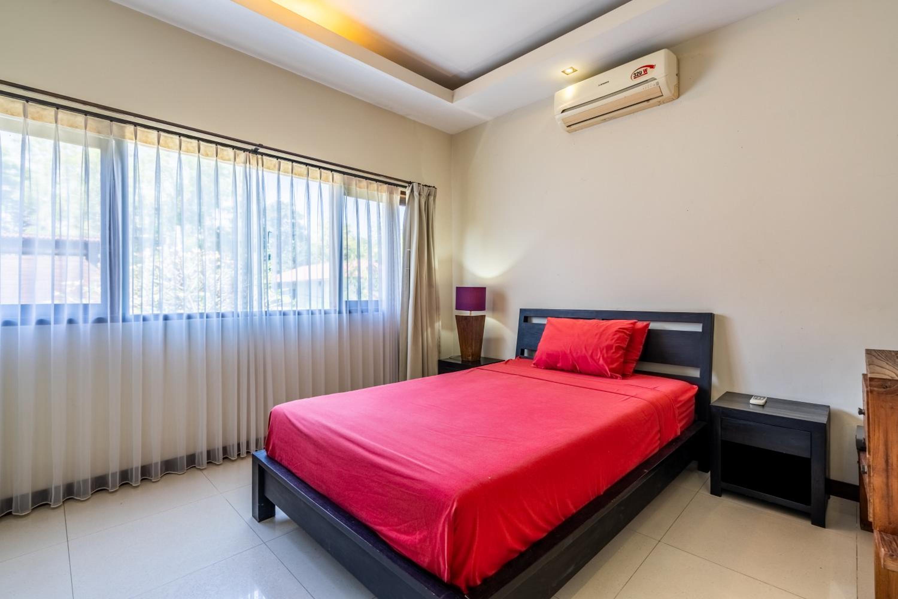Three-Bedroom Villa - Photo 28