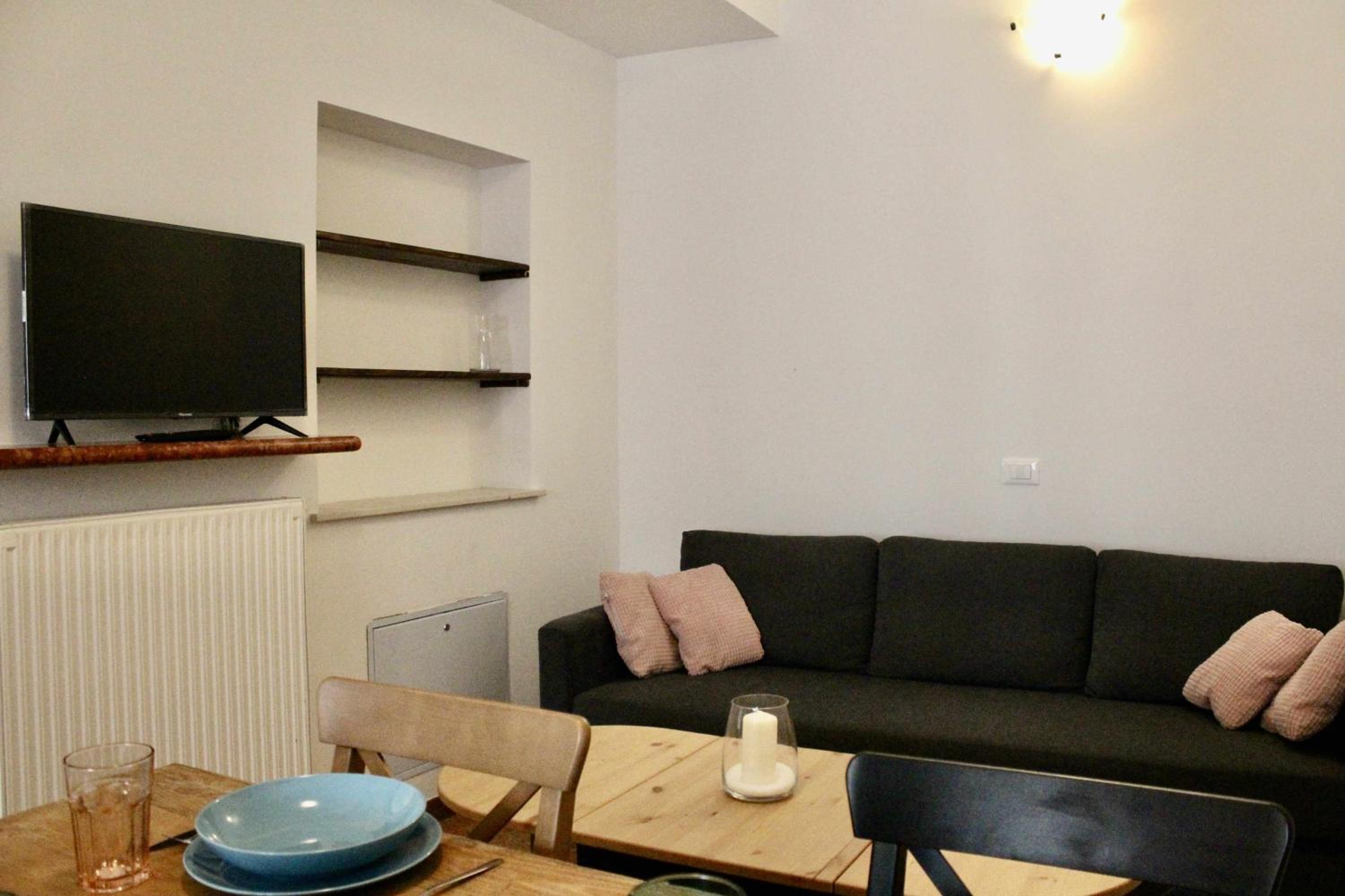 Deluxe One-Bedroom Apartment, photo 7
