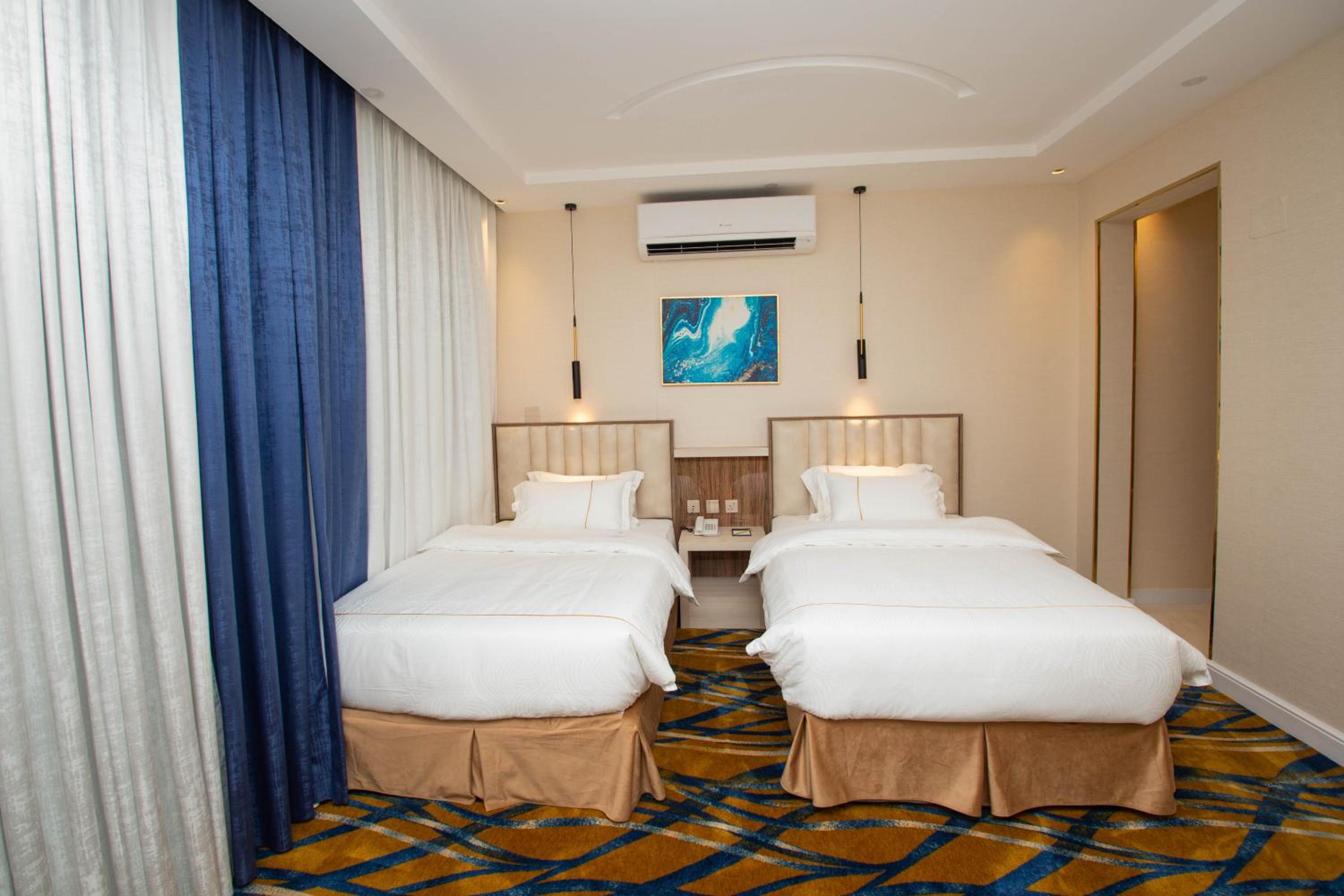One-Bedroom Suite photo 3