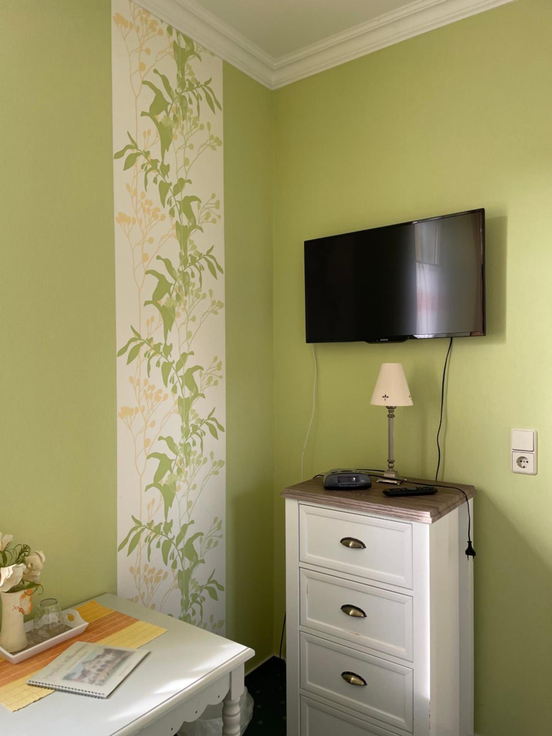 Single Room photo 3