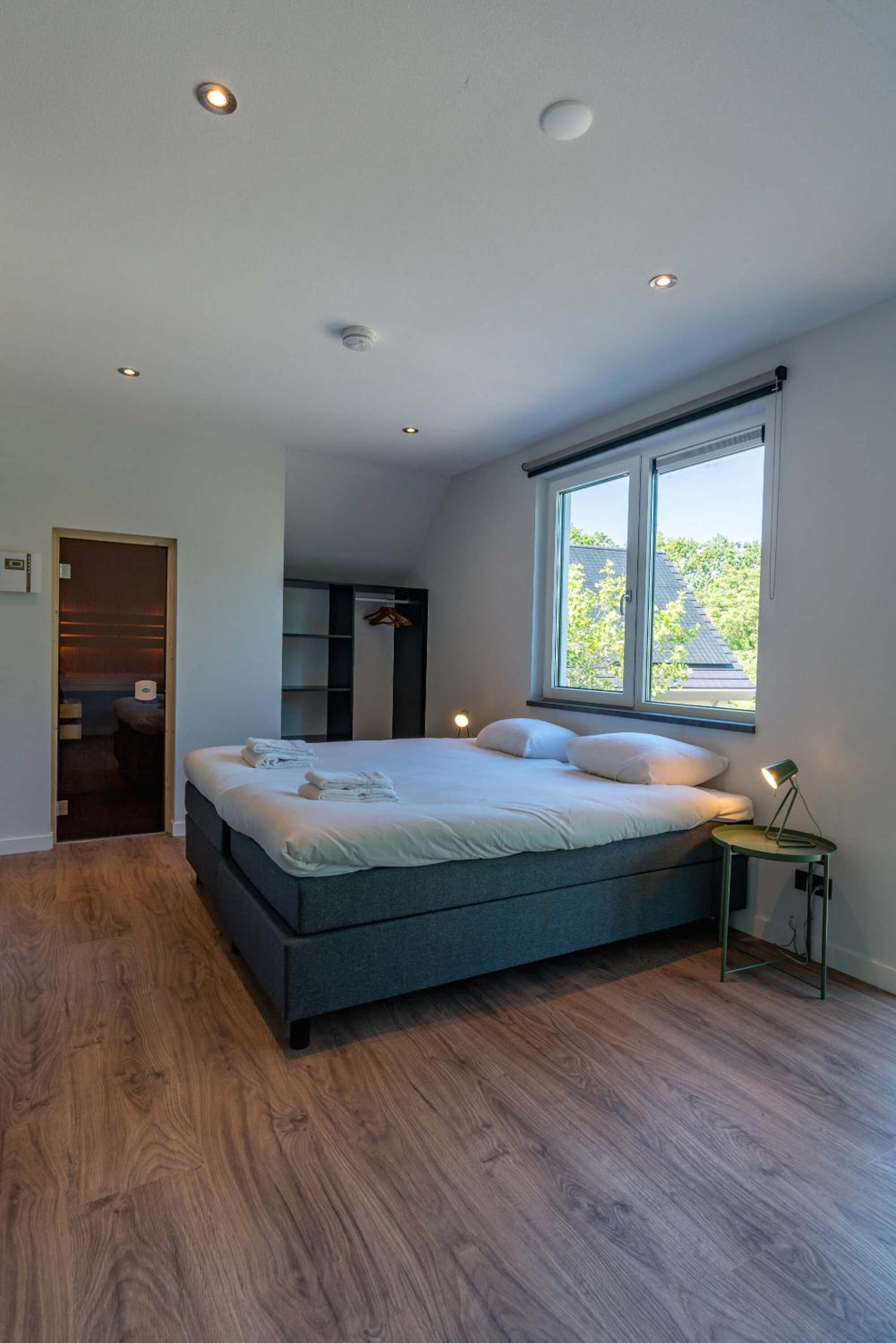 Three-Bedroom House photo 2