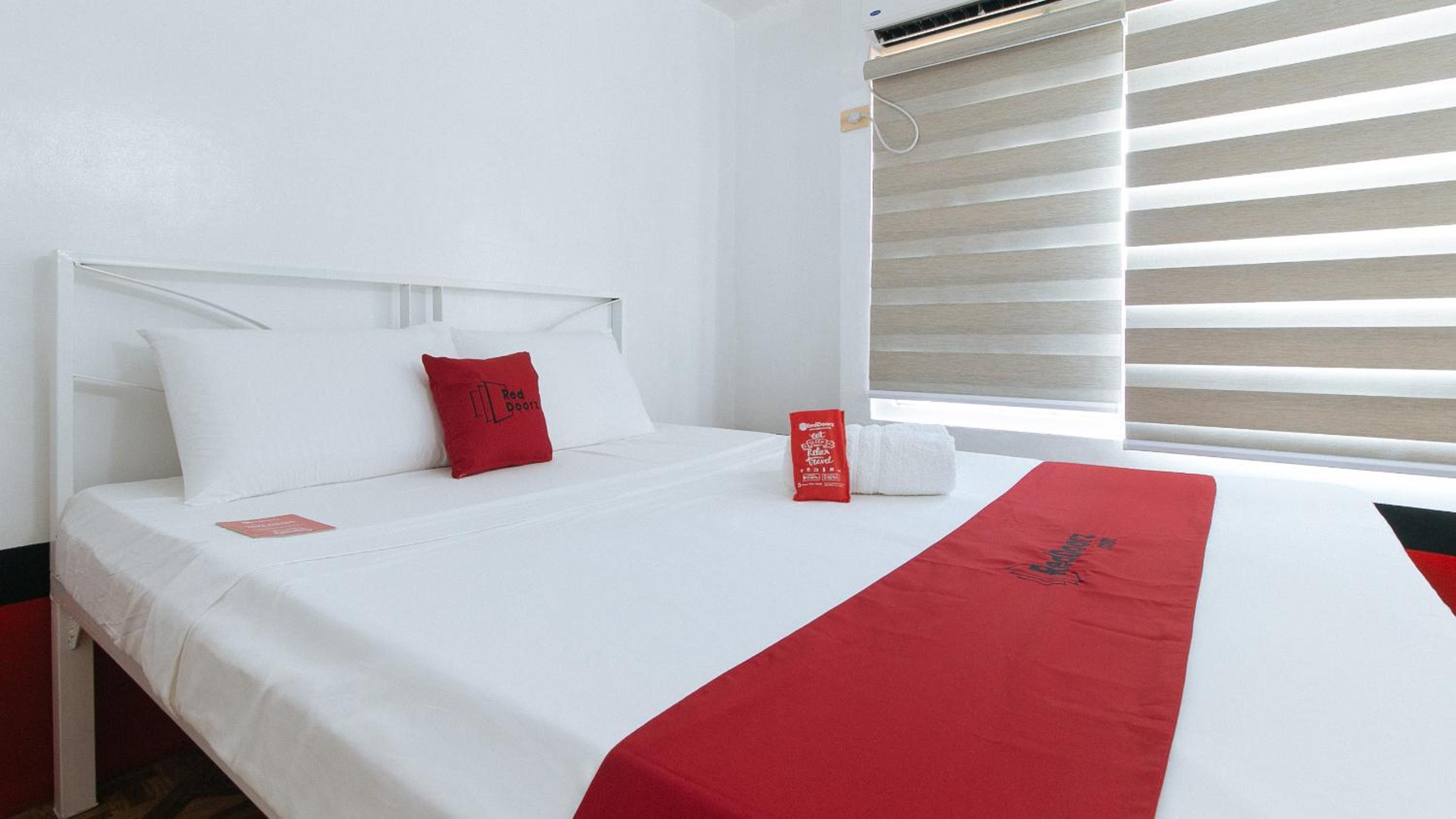 Standard Double Room - Photo 3