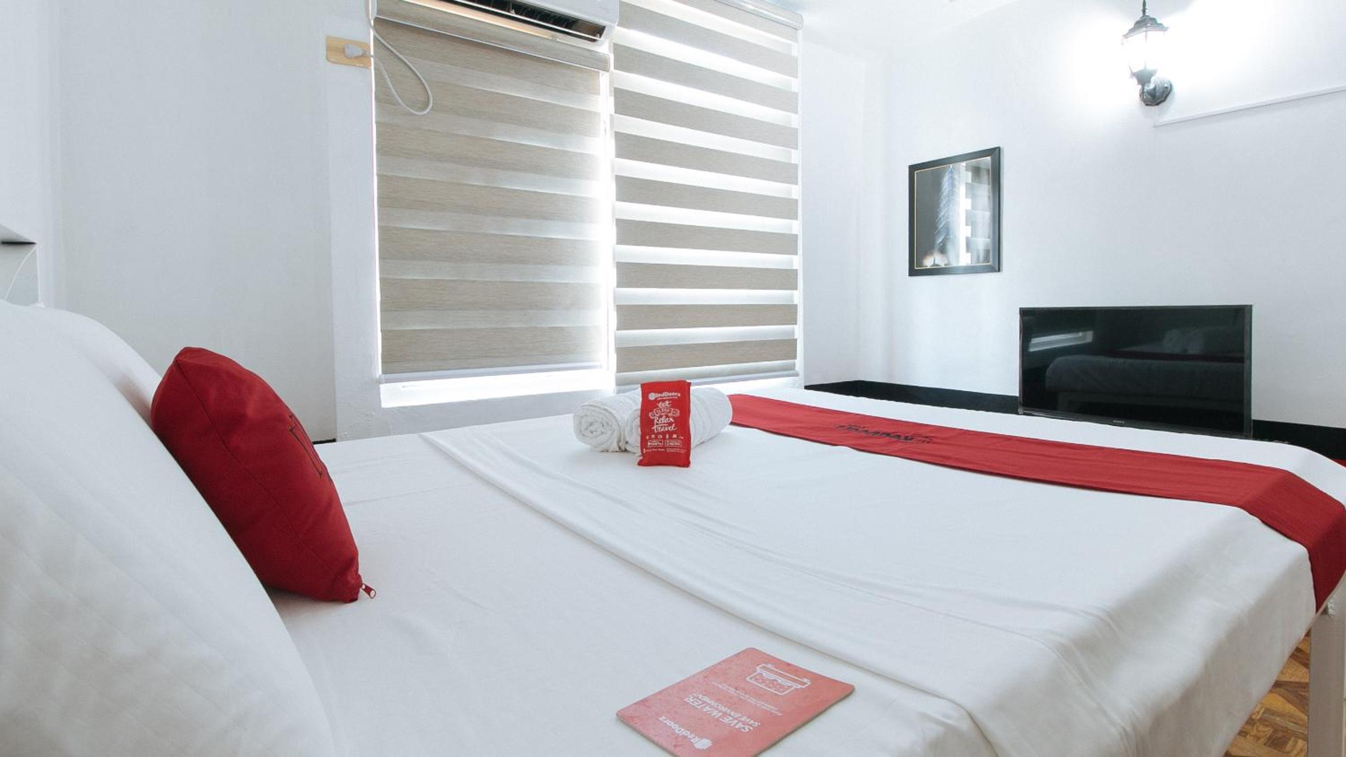 Standard Double Room - Photo 6
