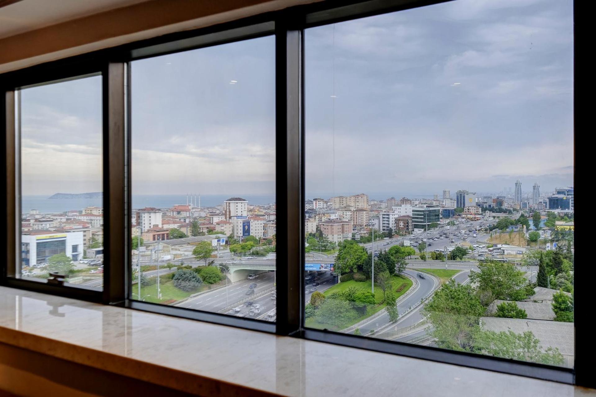 Family Room with Sea View photo 2