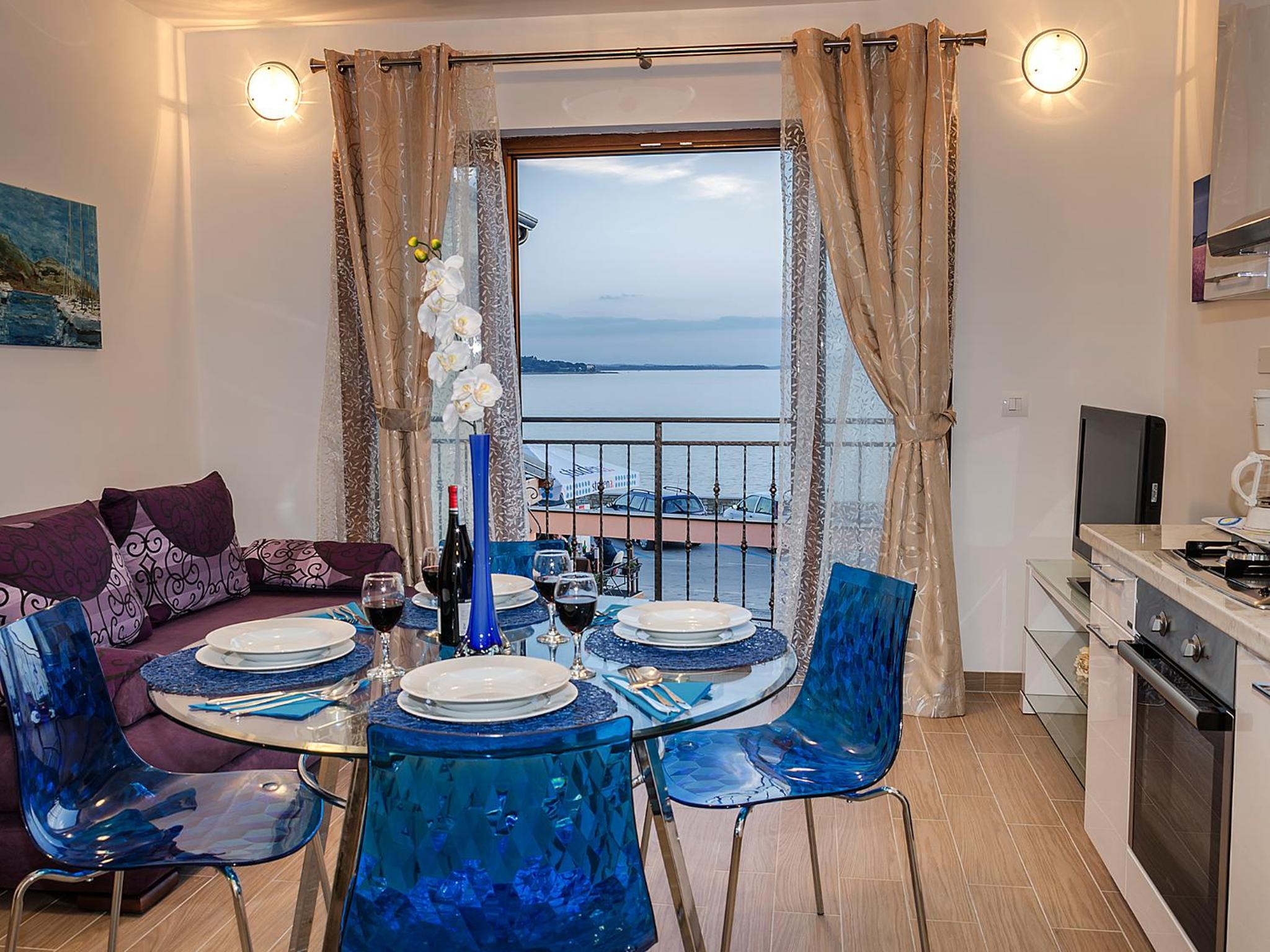 Apartment with Sea View photo 2