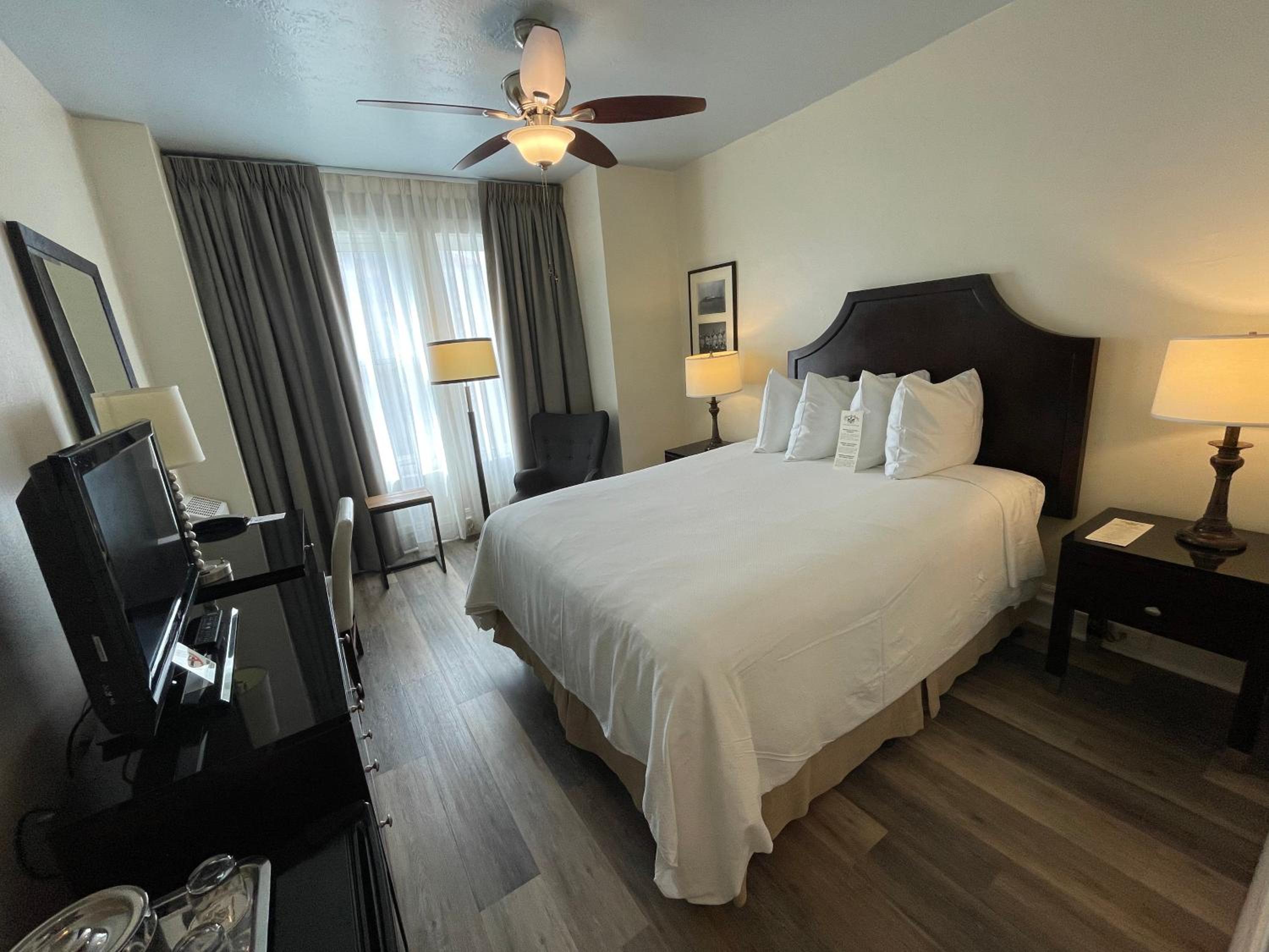 Queen Room - Photo 4