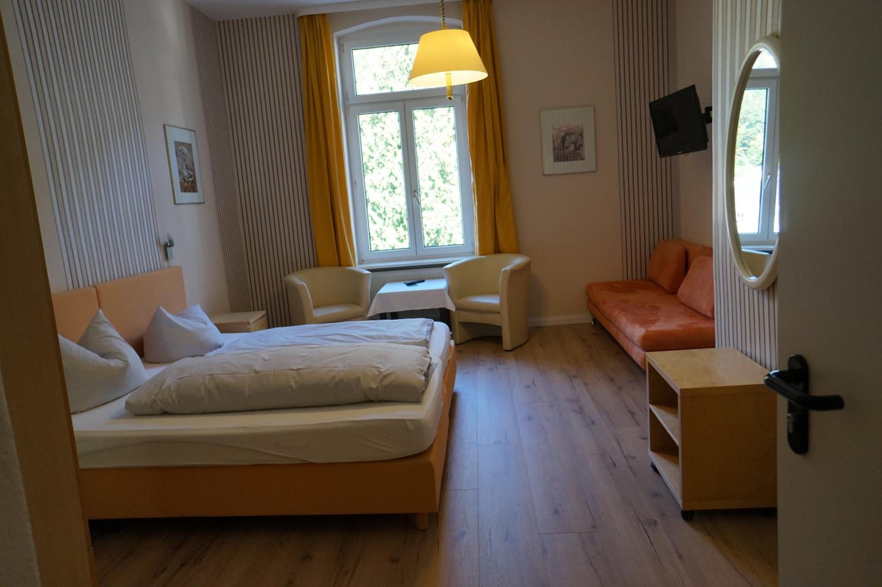 Double Room with Balcony photo 3
