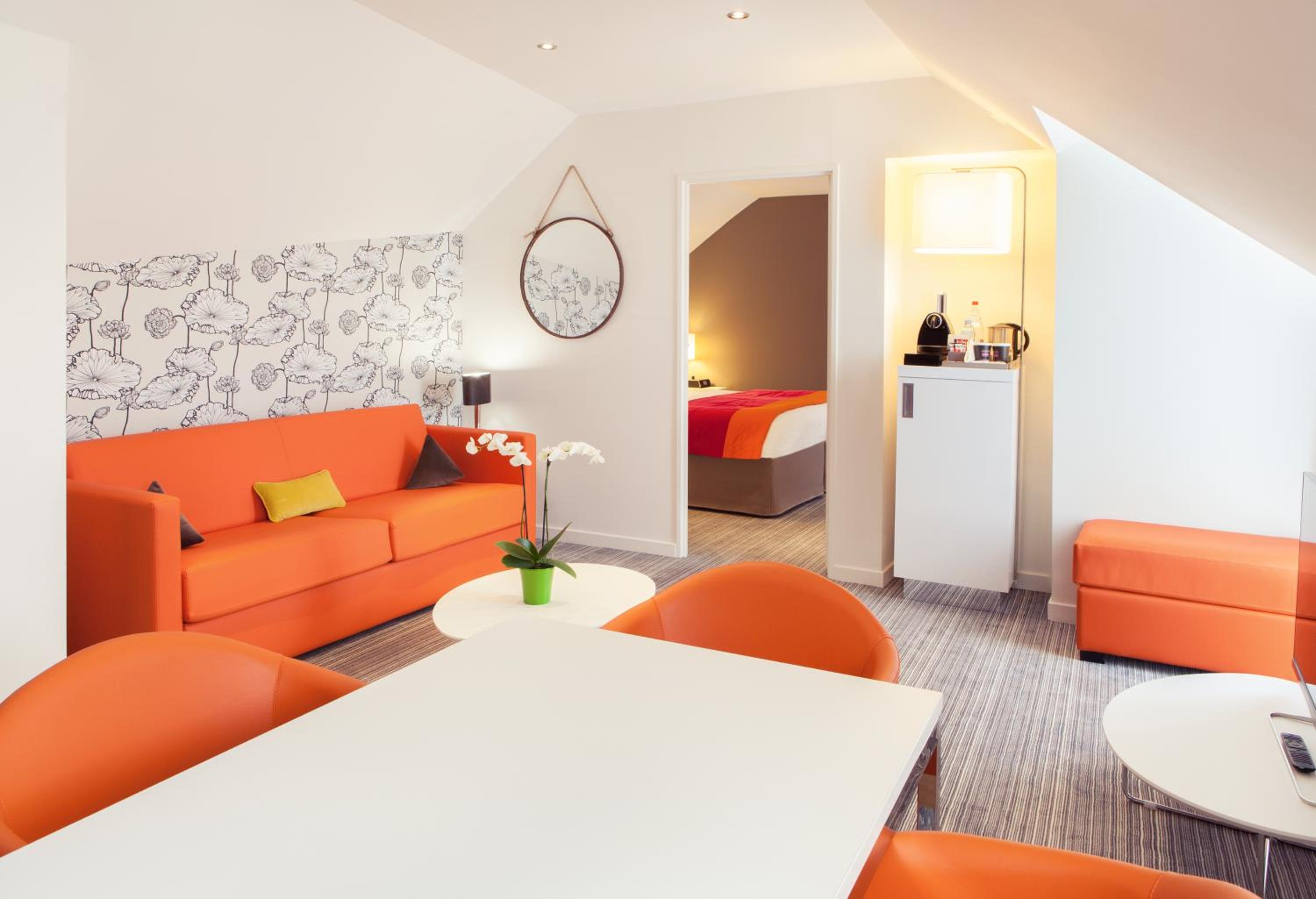 Executive Suite with Sofa Bed - Photo 1