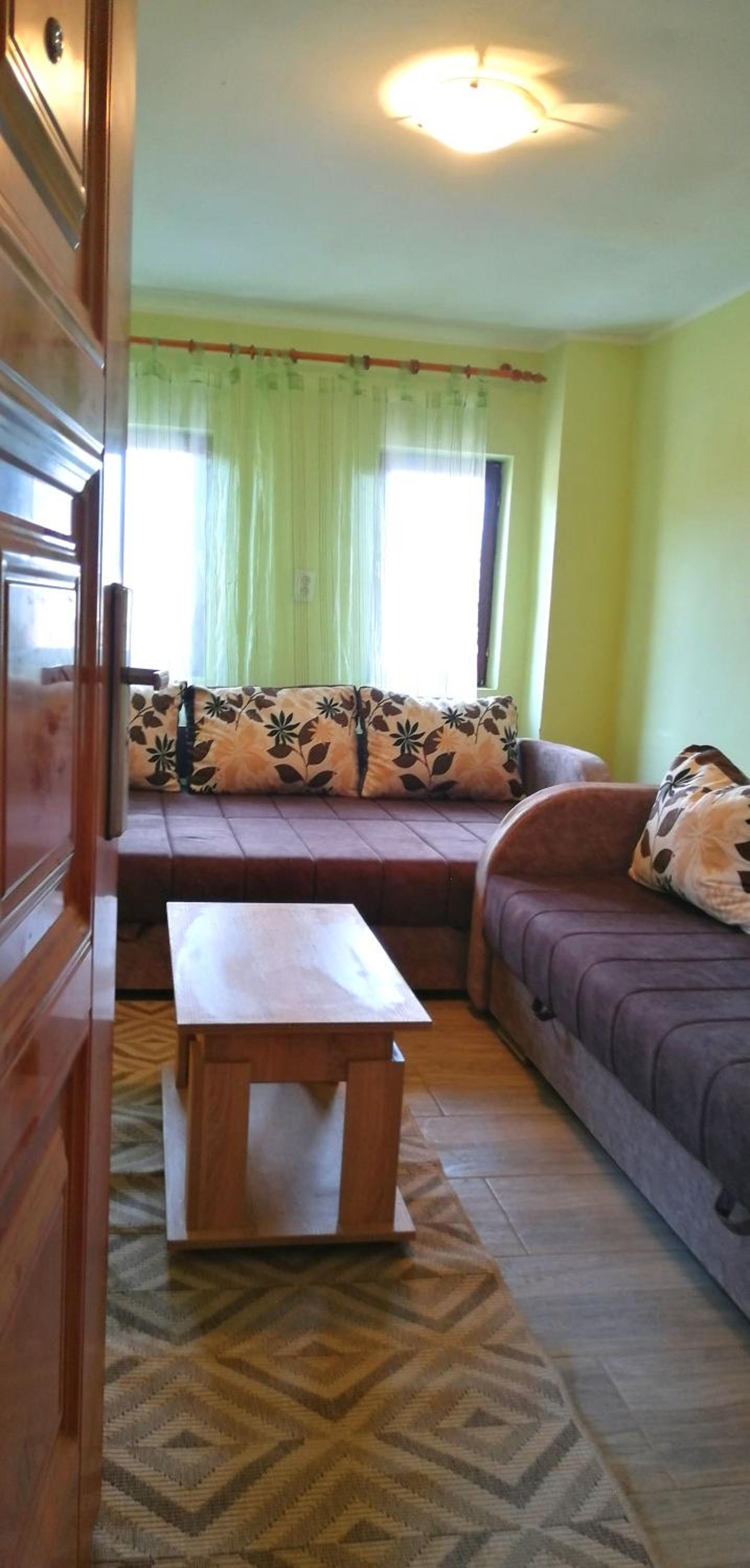 One-Bedroom House photo 1
