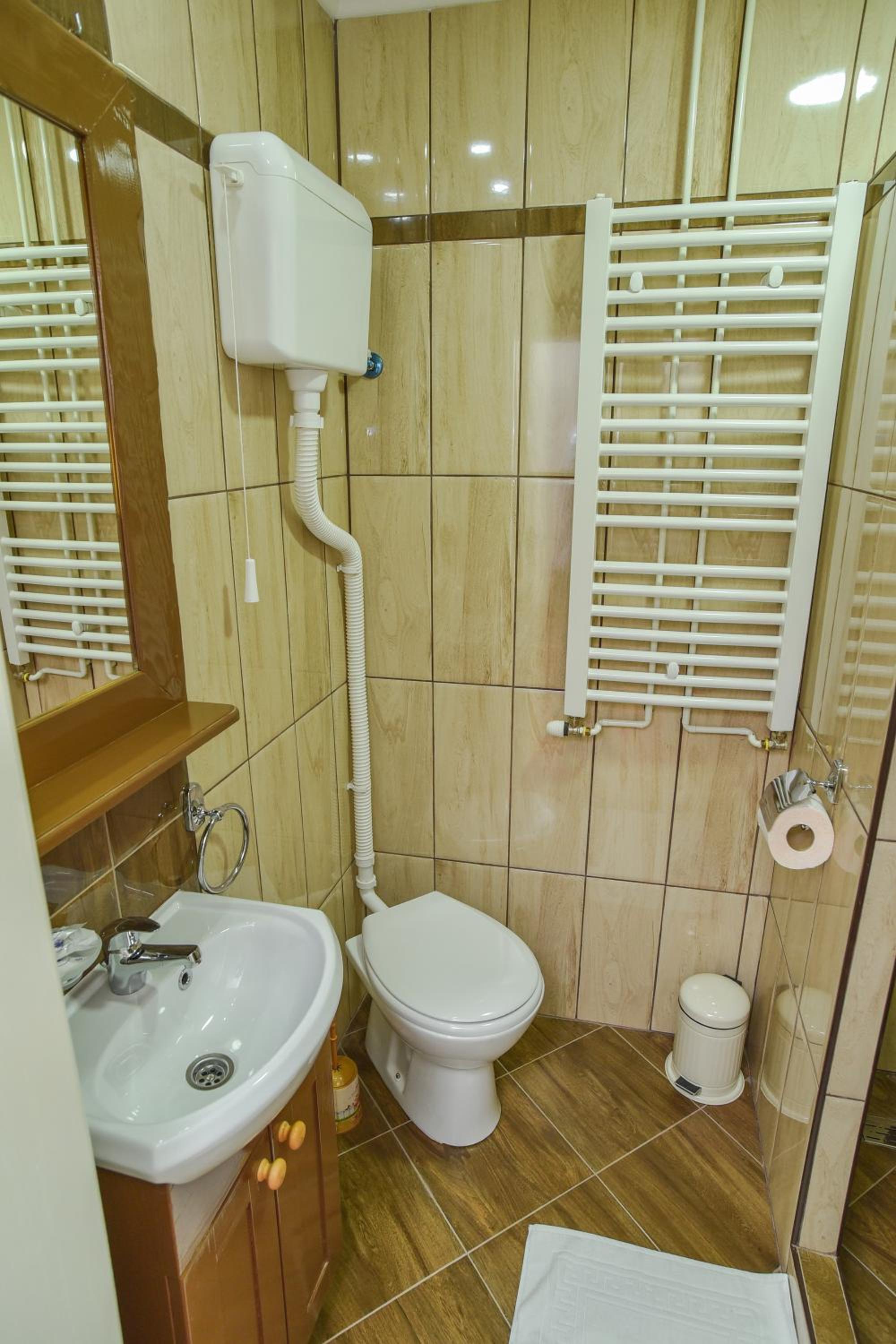 Double or Twin Room with Bathroom photo 2