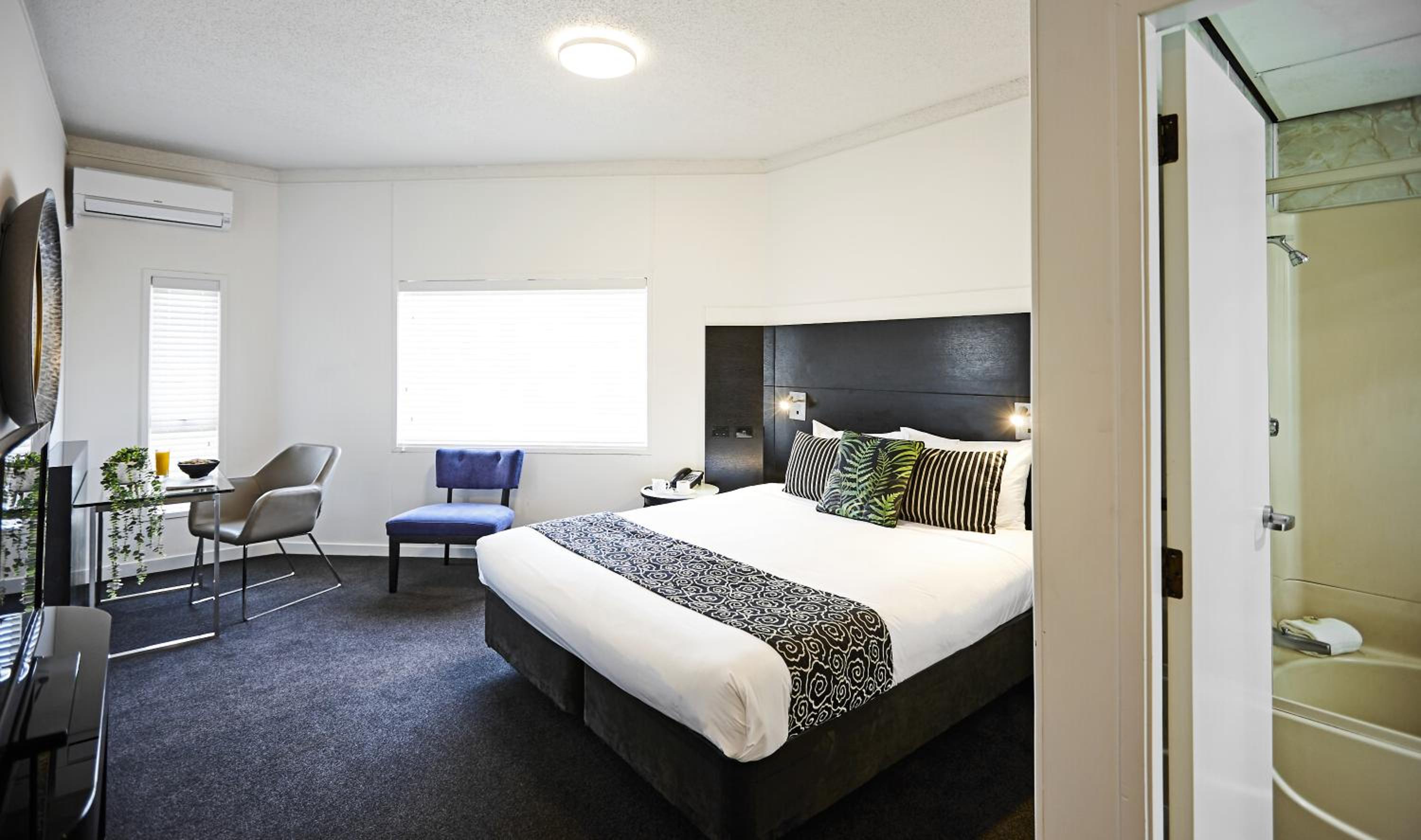 Standard Double Room photo 1
