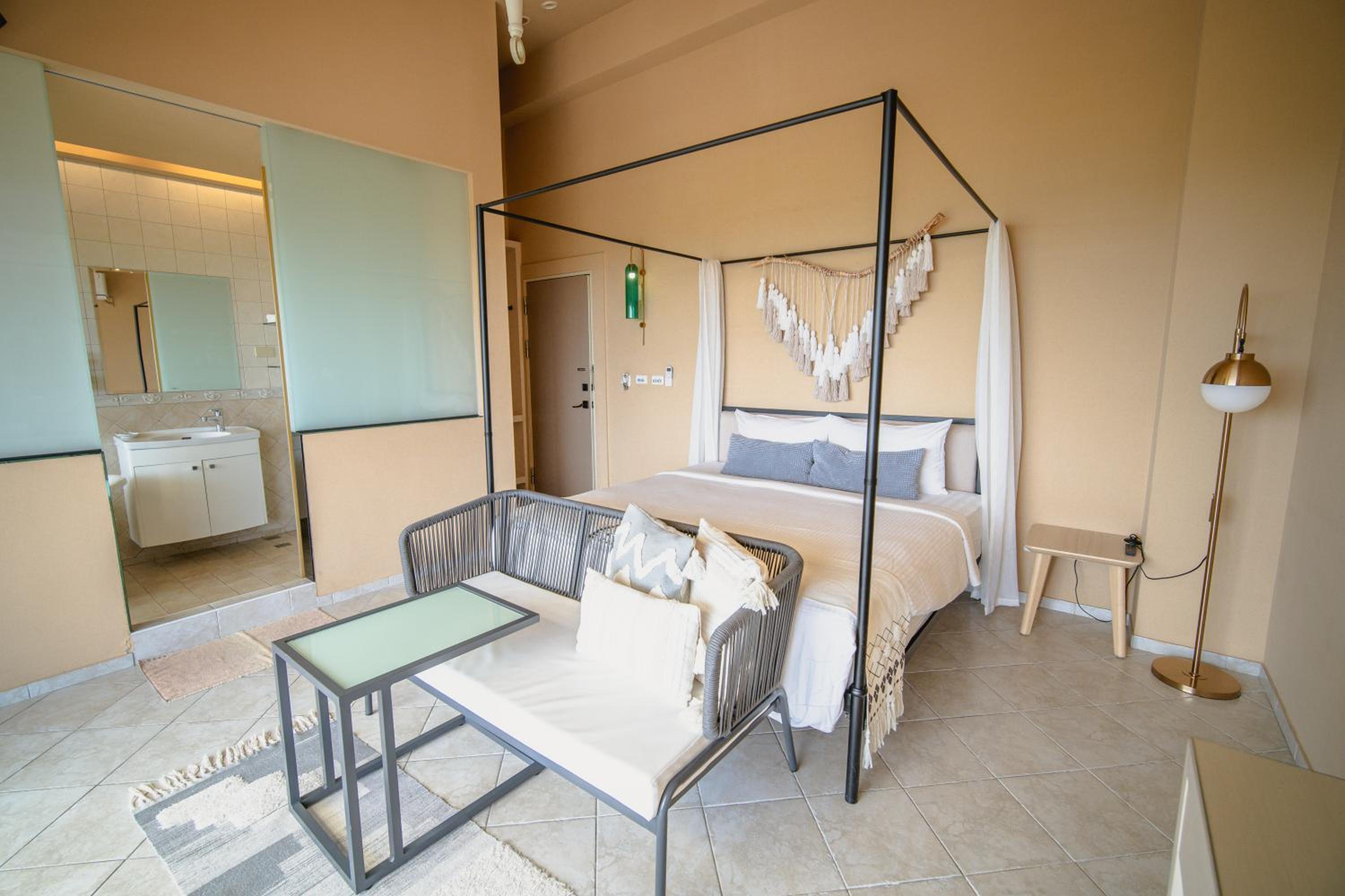 Double Room with Balcony and Sea View photo 3