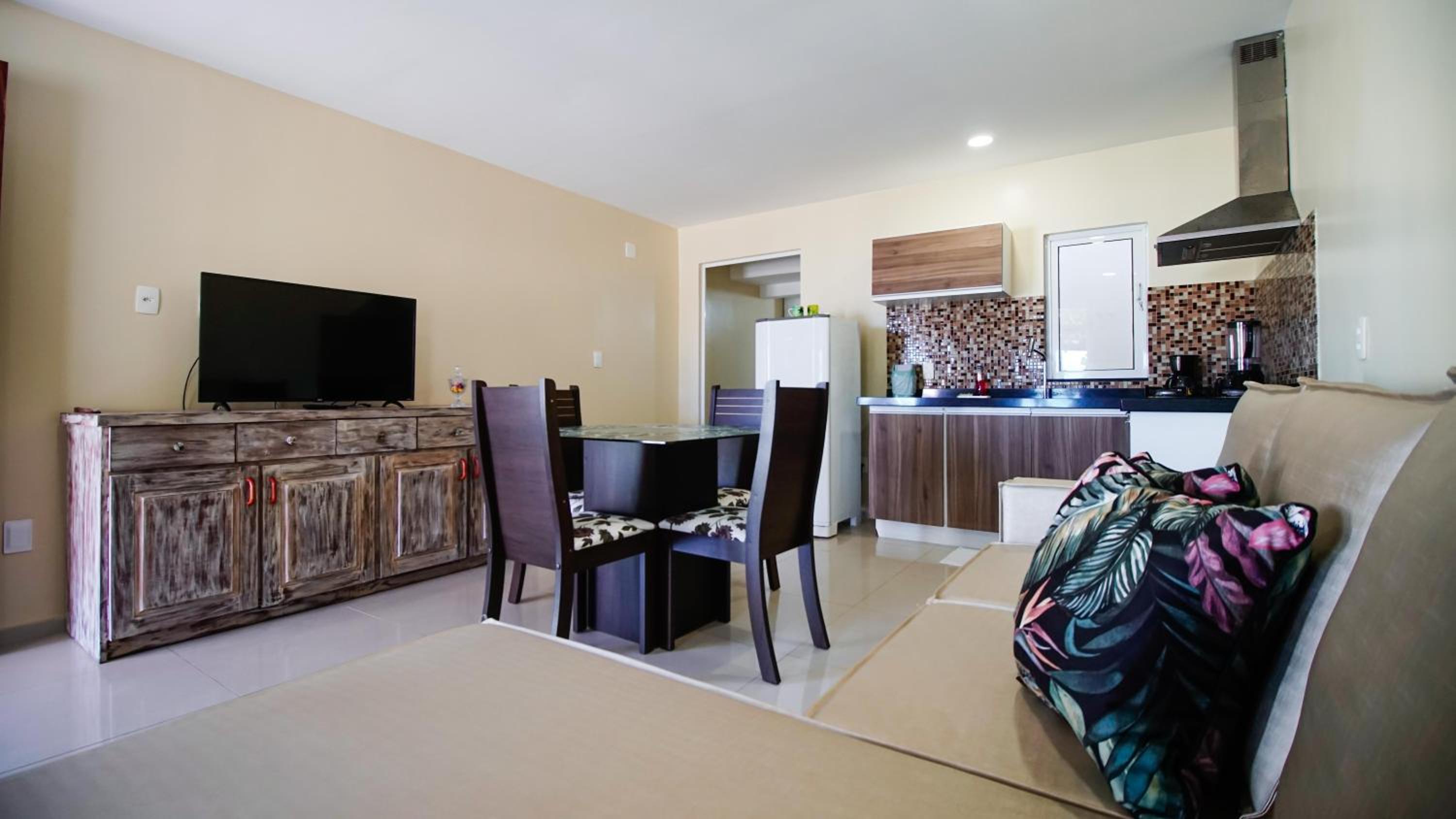 Double Room - Photo 6