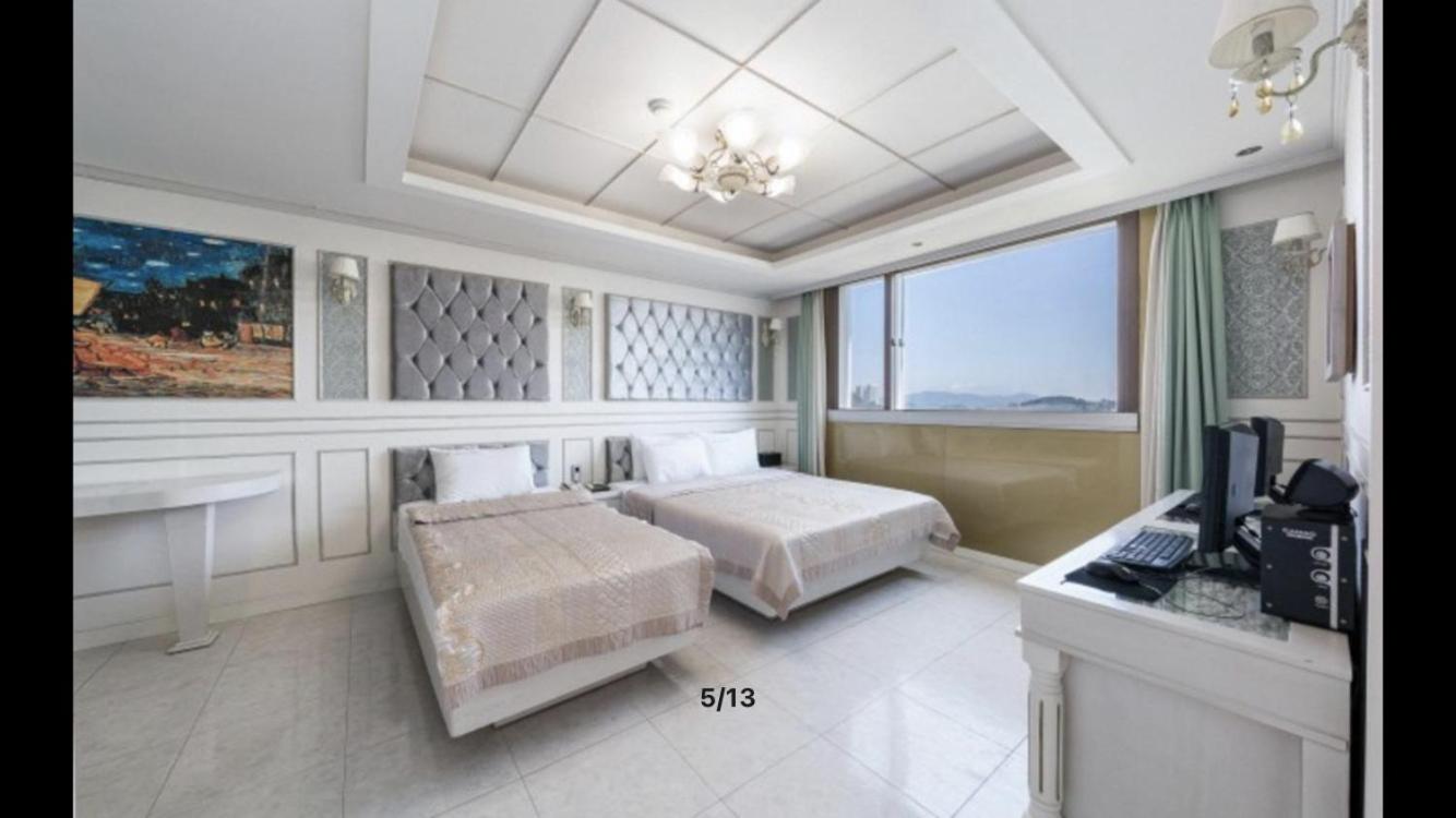 Two-Bedroom Suite photo 1