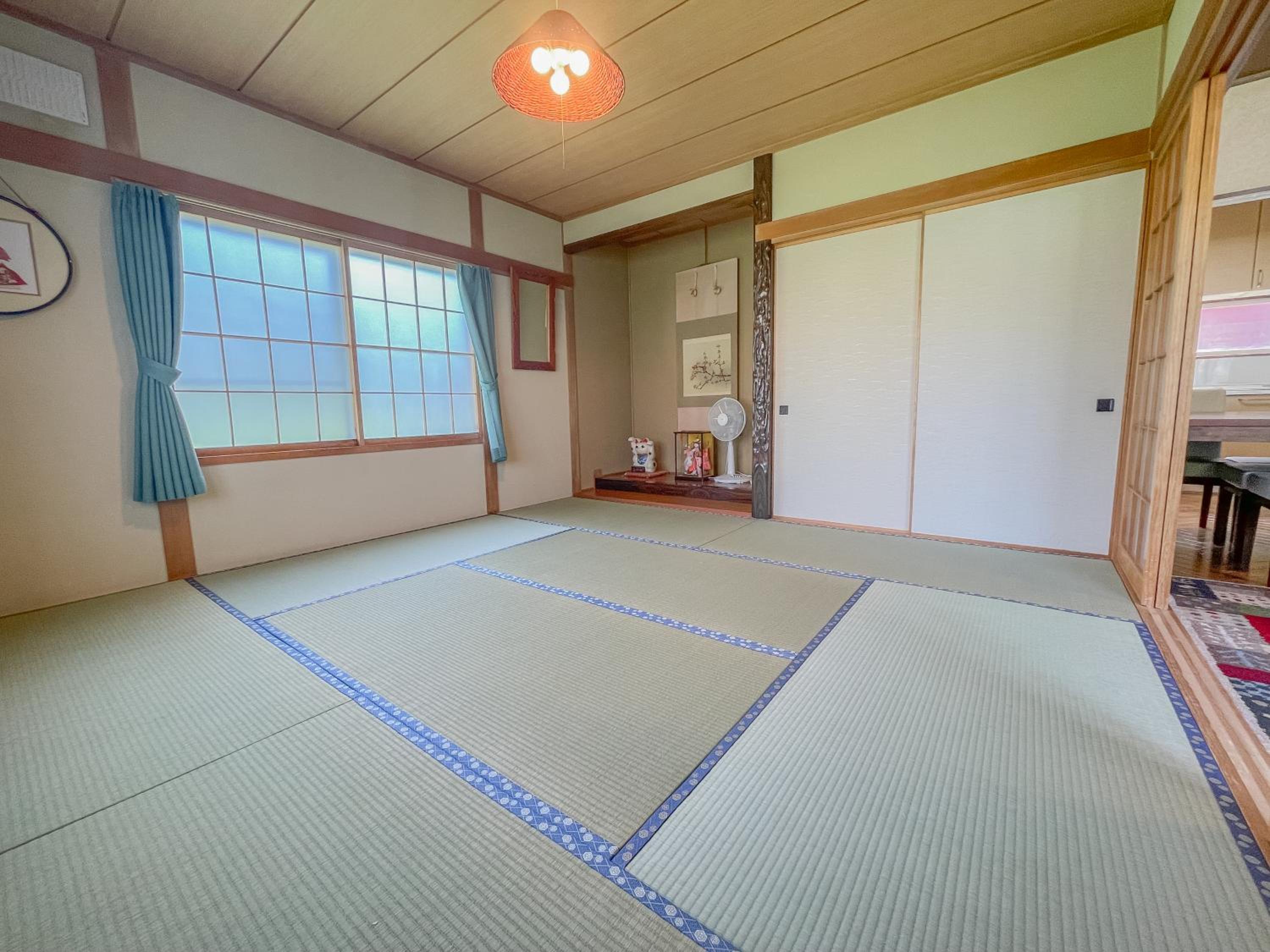 Four-Bedroom House - Photo 28
