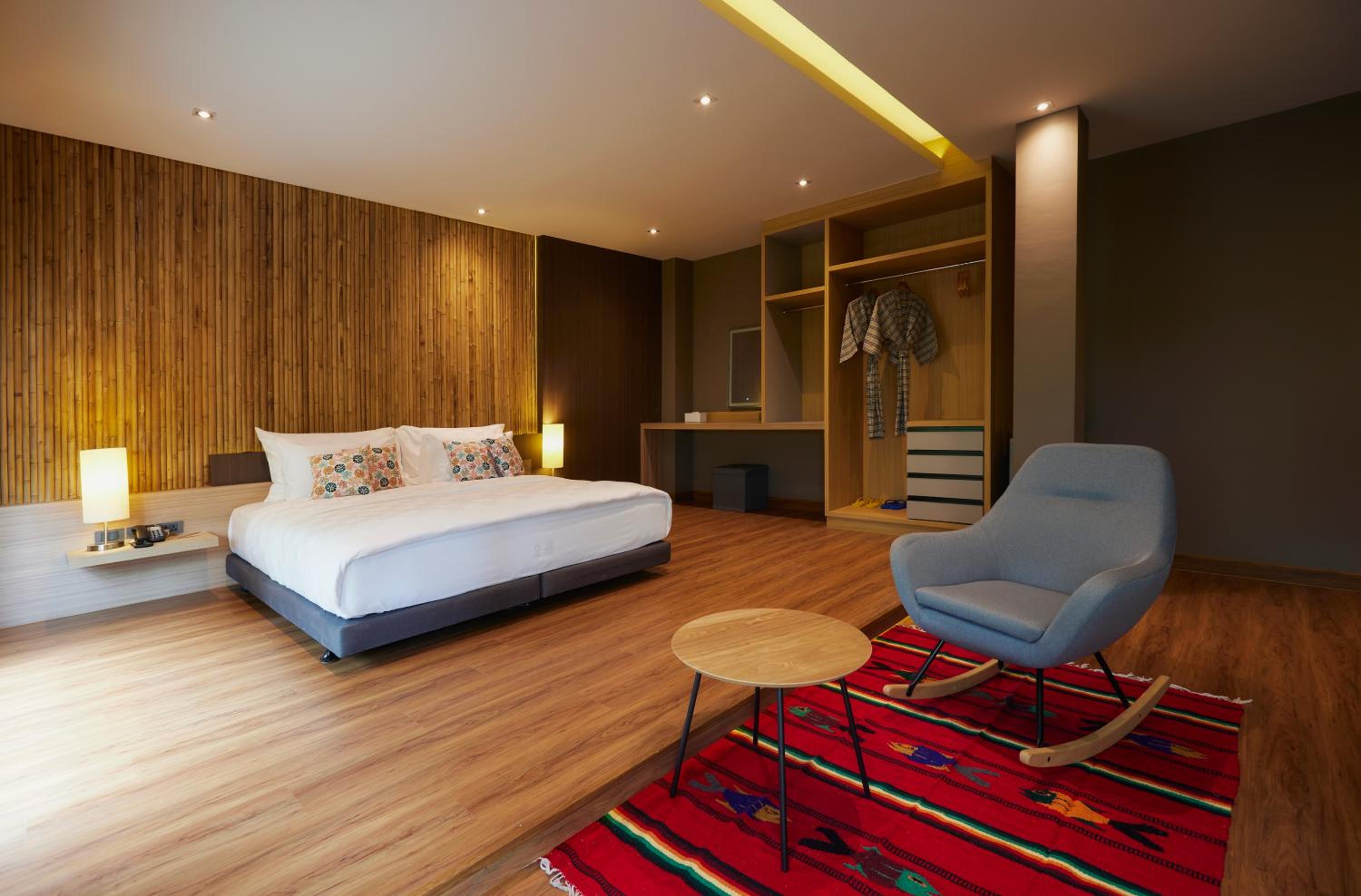 Deluxe Double Room with Bath