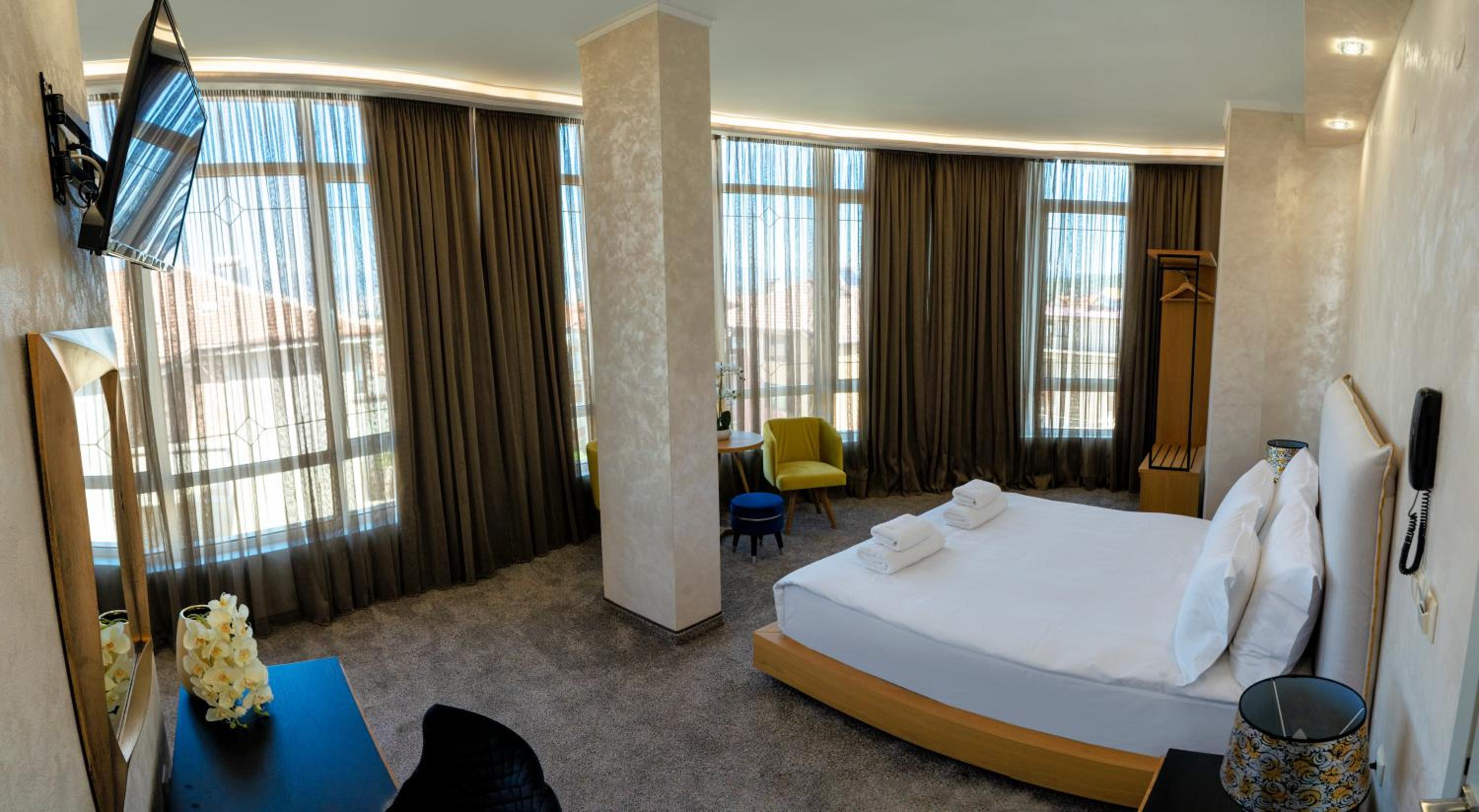 Superior Double Room - Photo 1