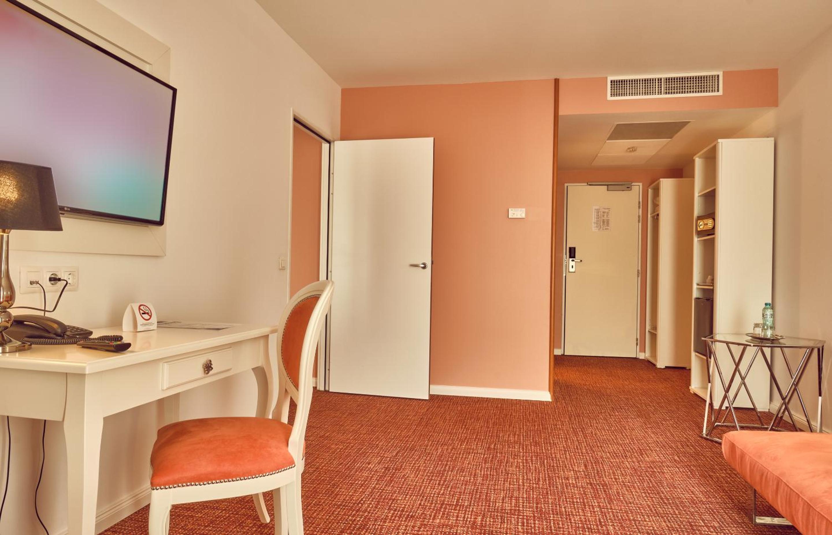 Family Suite - Photo 3
