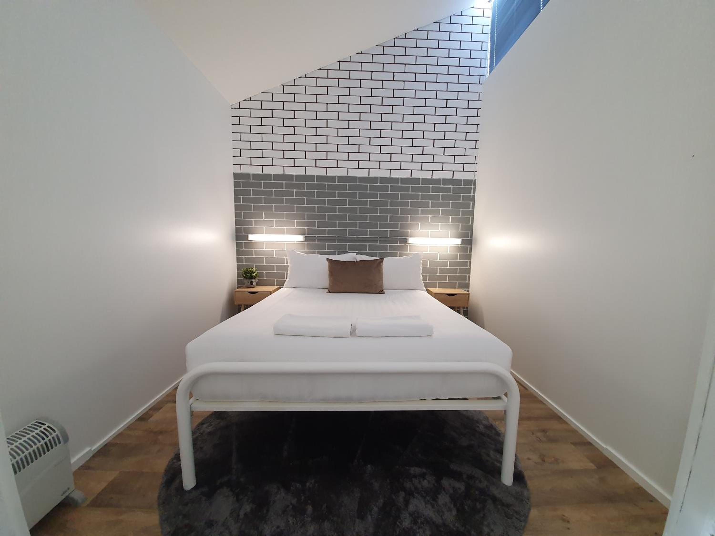 Three-Bedroom House with Twin Beds