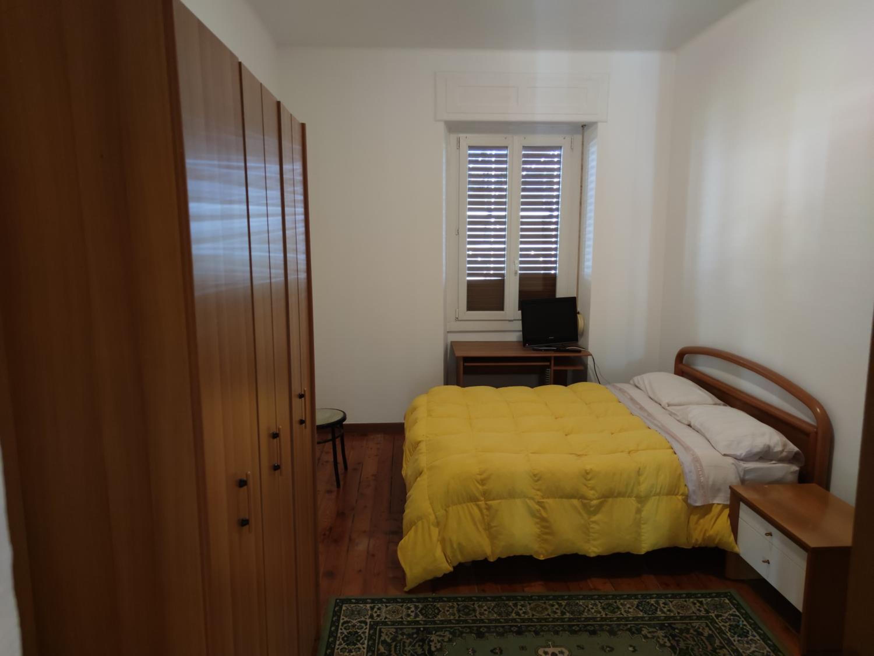 Three-Bedroom Apartment photo 2