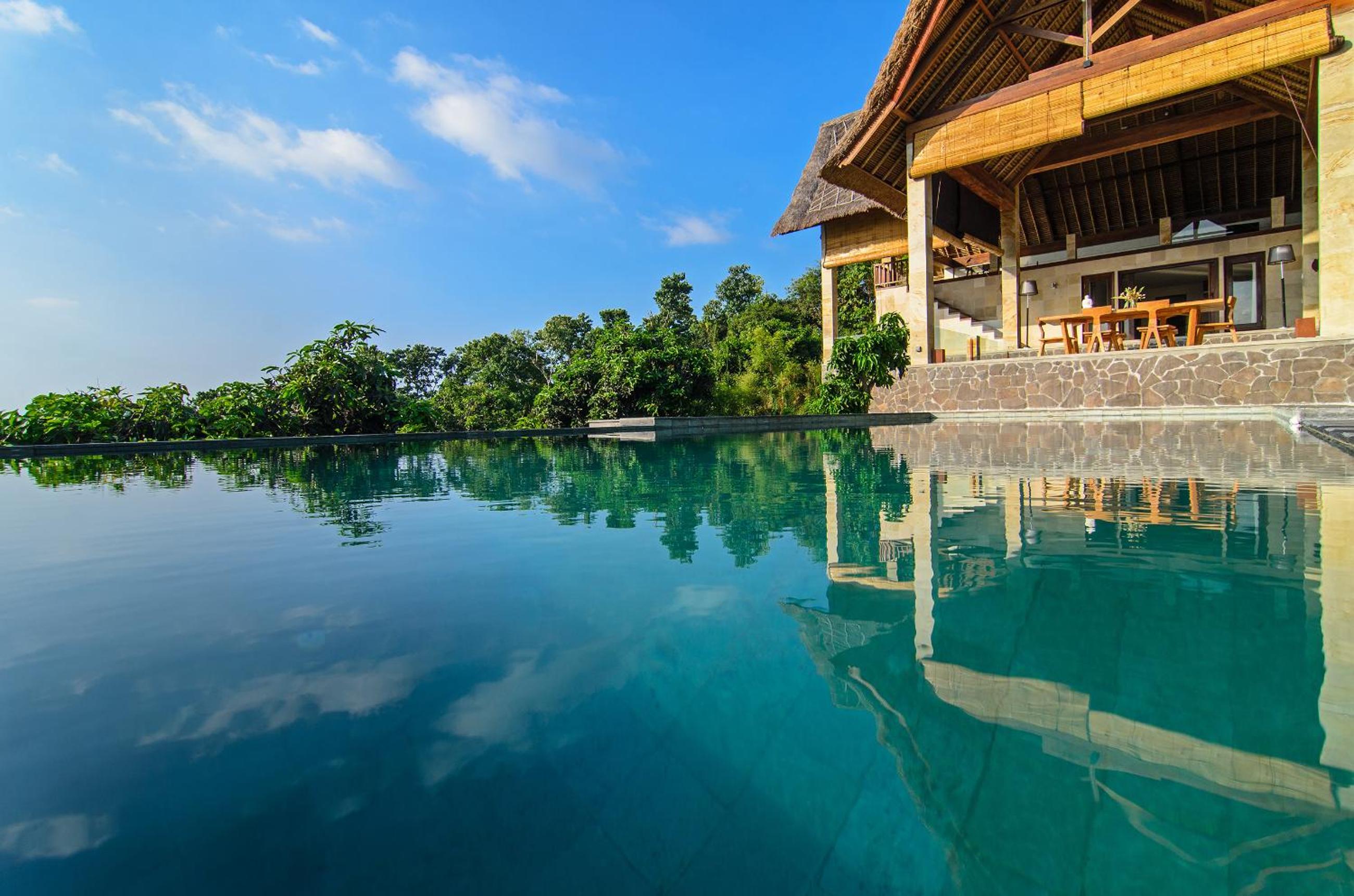 Superior 2 bedroom villa with Private Pool and Sea View photo 3