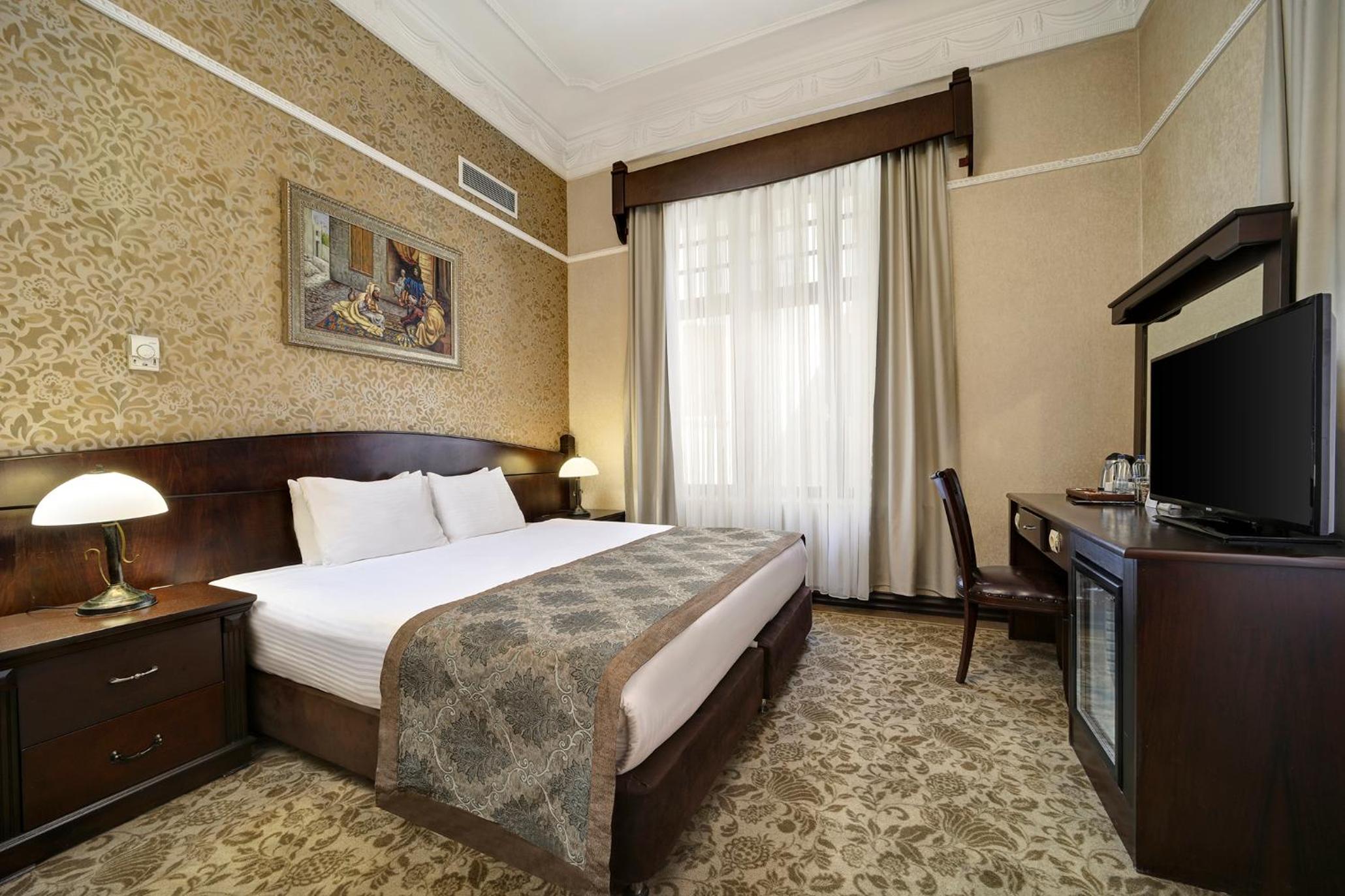 Family Suite Two Bedroom with Jacuzzi photo 1