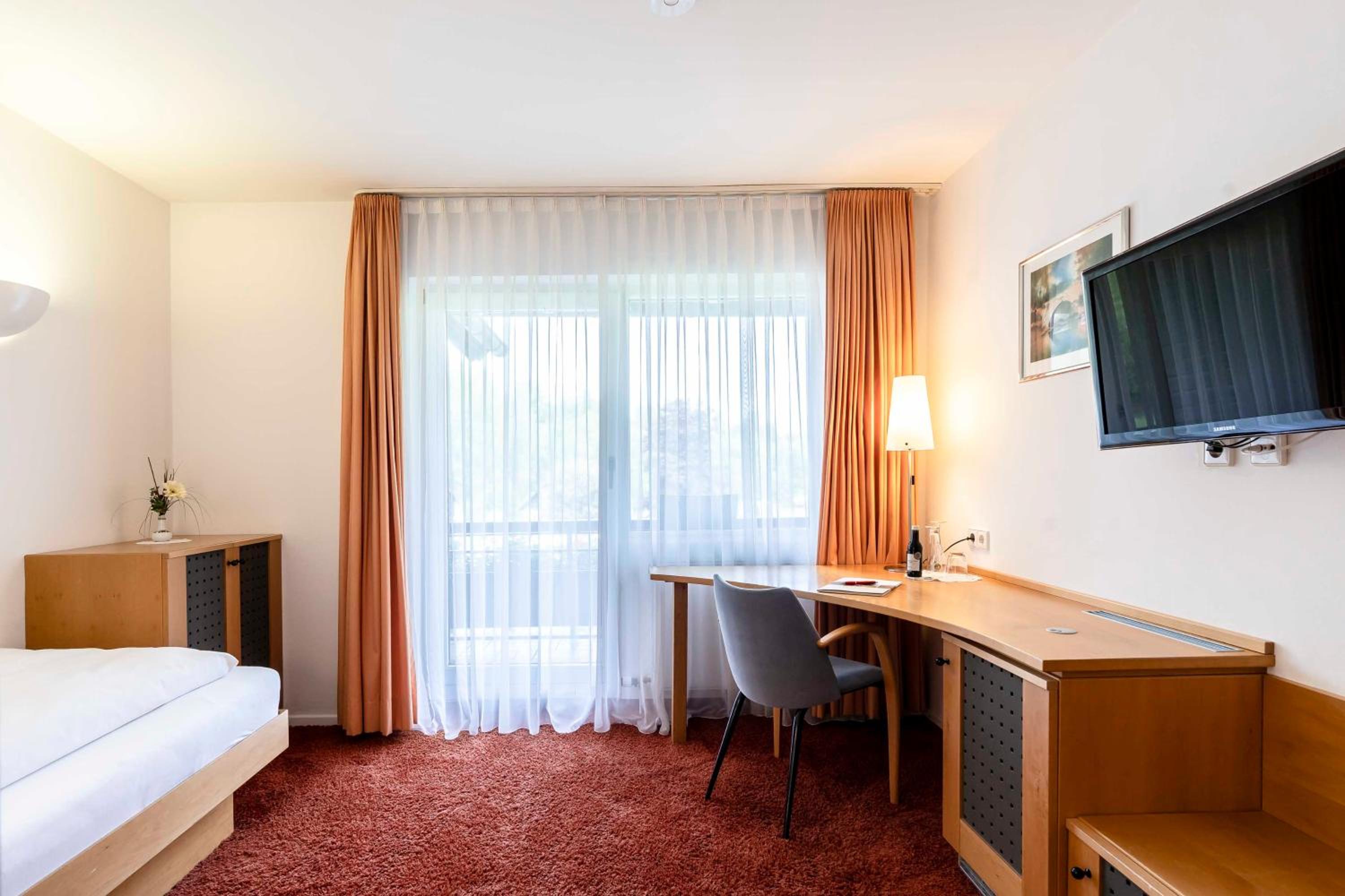 Single Room photo 3