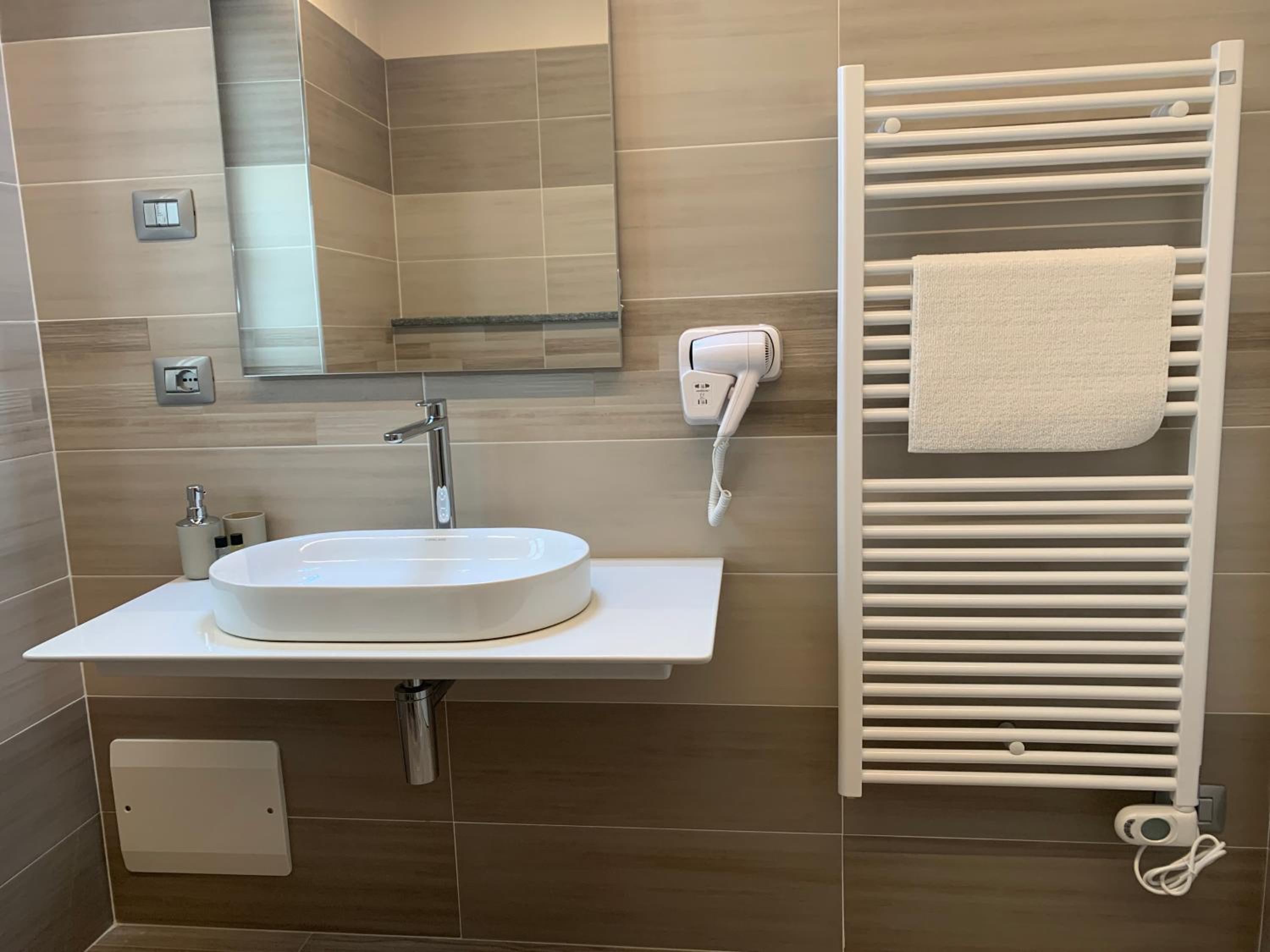 Double or Twin Room photo 2